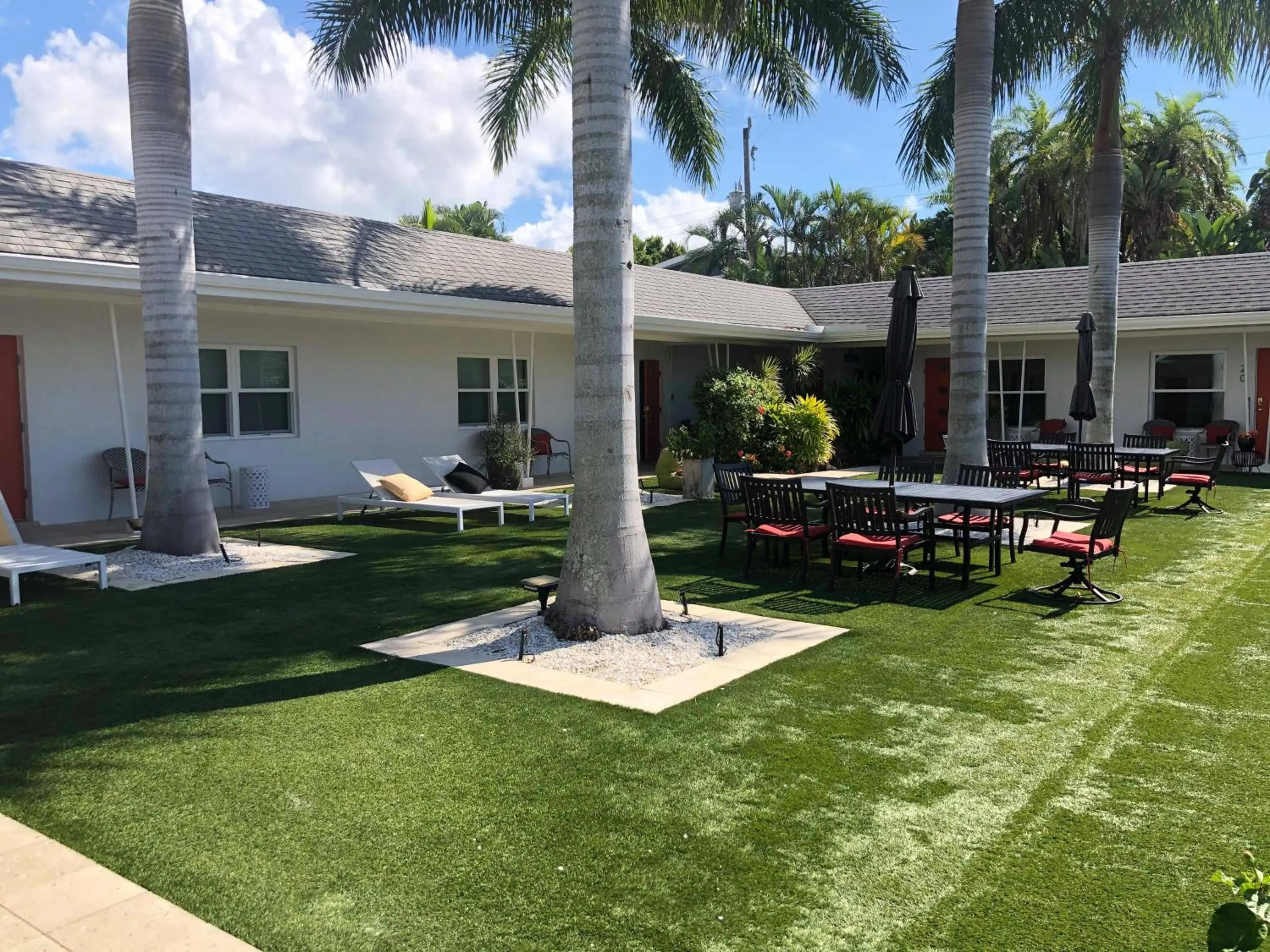 Captiva Beach Resort (open private beach access)