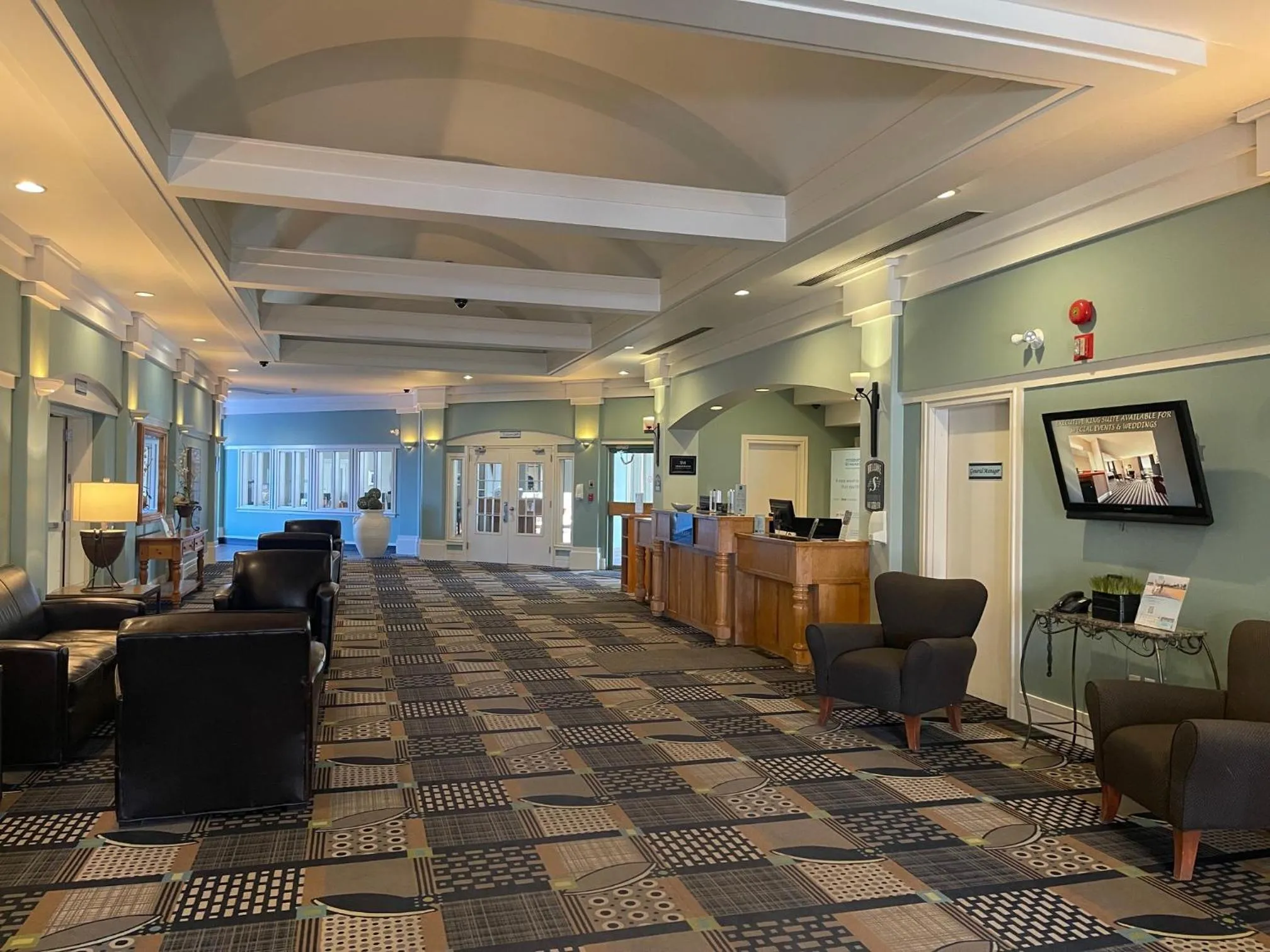 Property building in Royal Hotel Regina, Trademark Collection by Wyndham