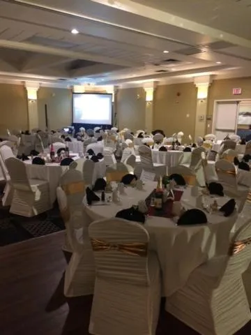 Banquet/Function facilities in Royal Hotel Regina, Trademark Collection by Wyndham