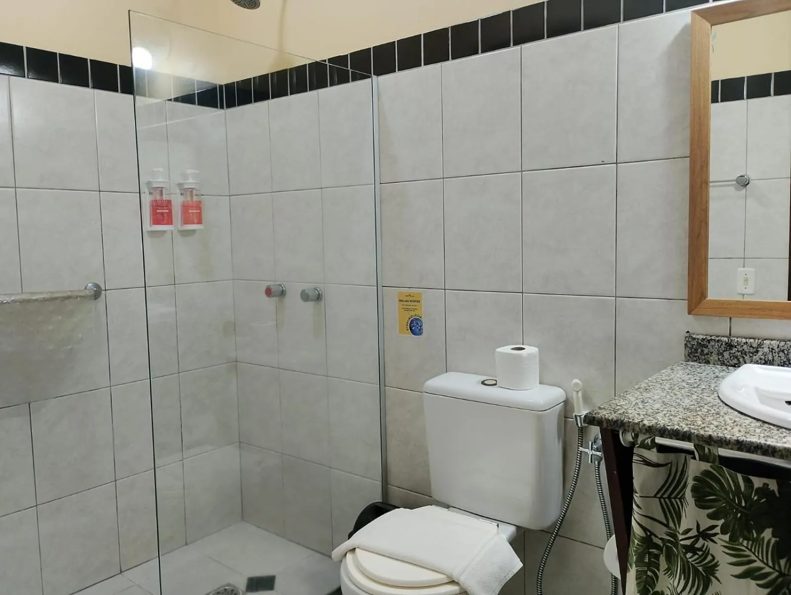 Toilet in Porto Zarpa Hotel