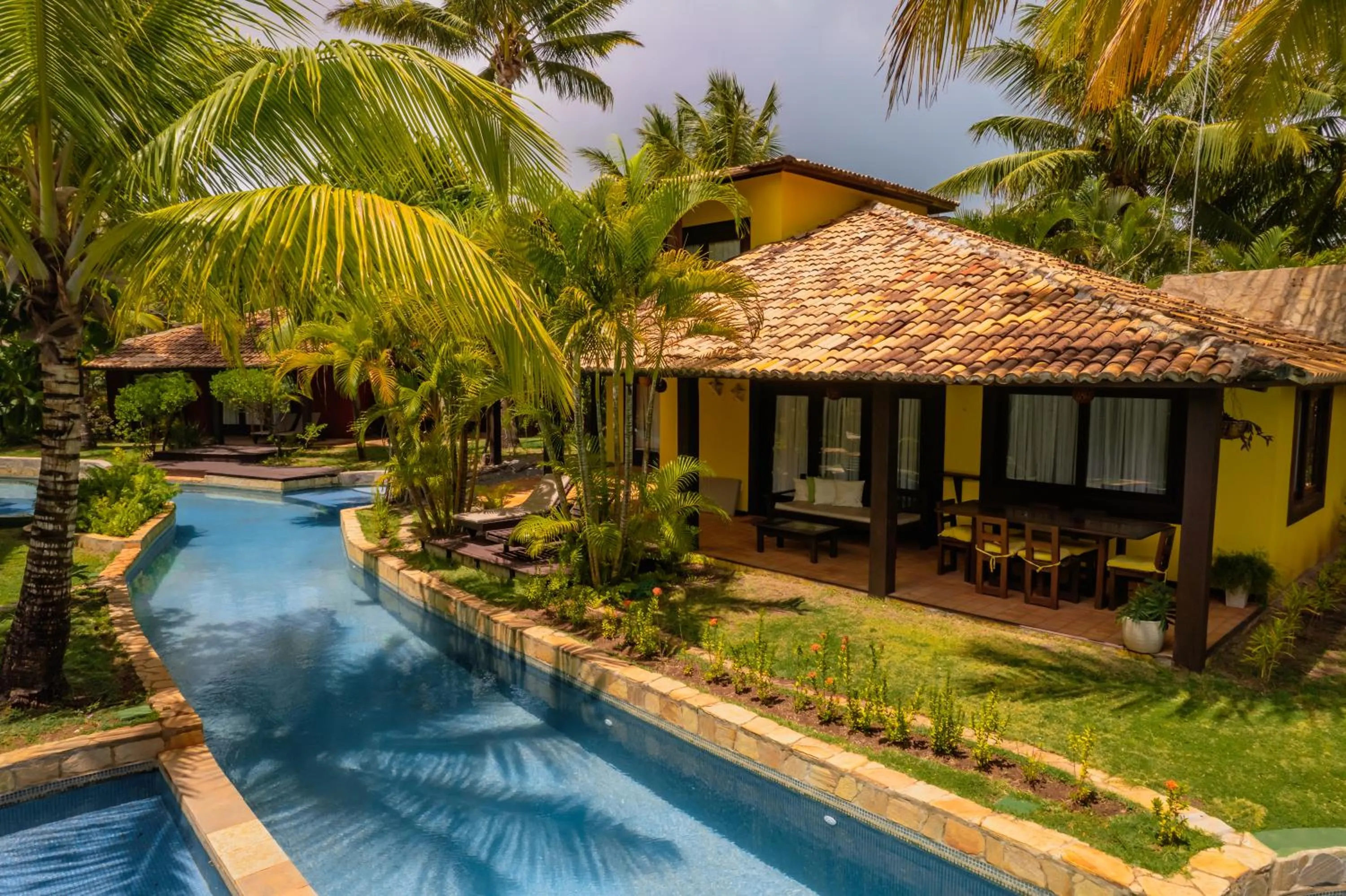 Property building in Domus Villas