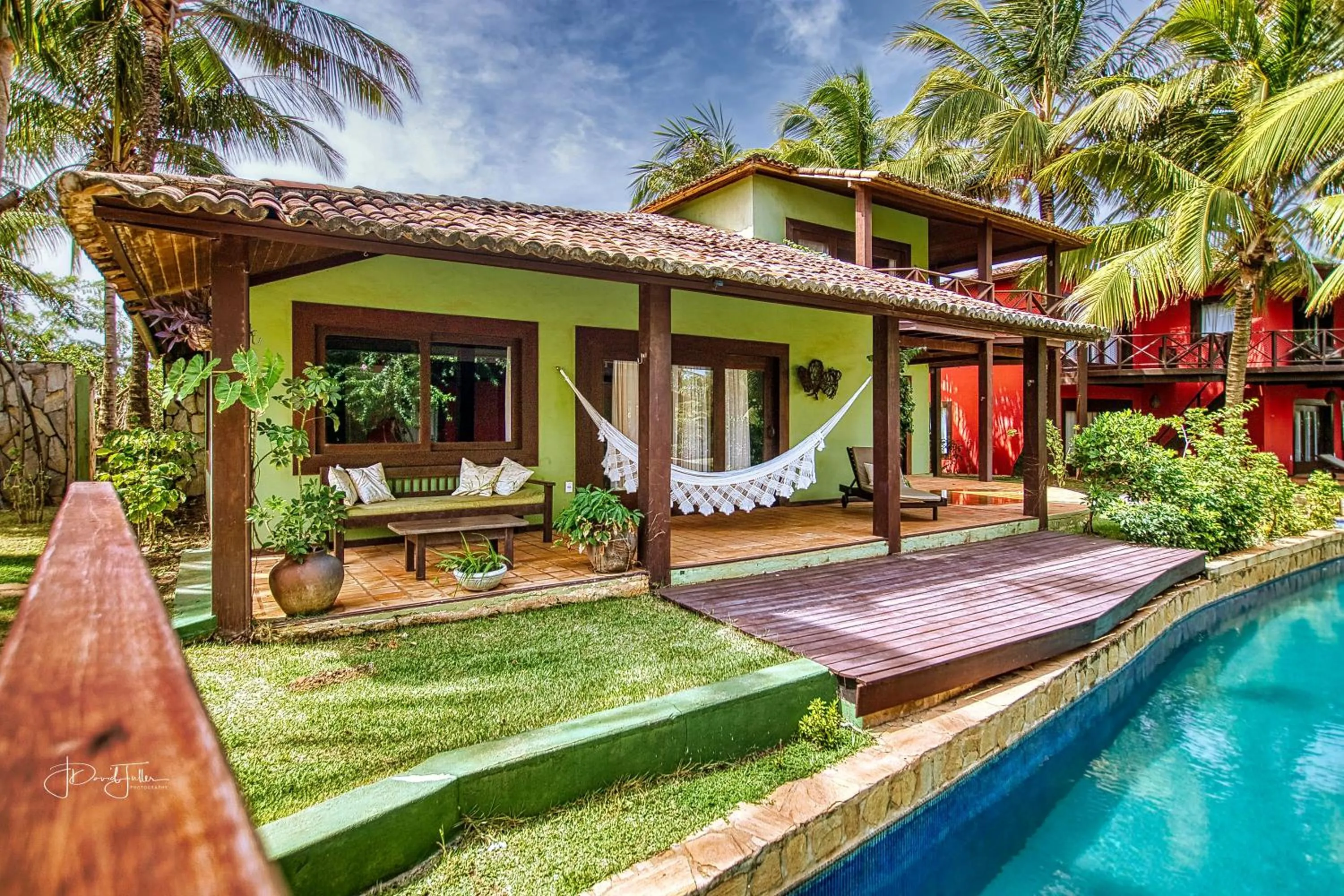 Property building in Domus Villas