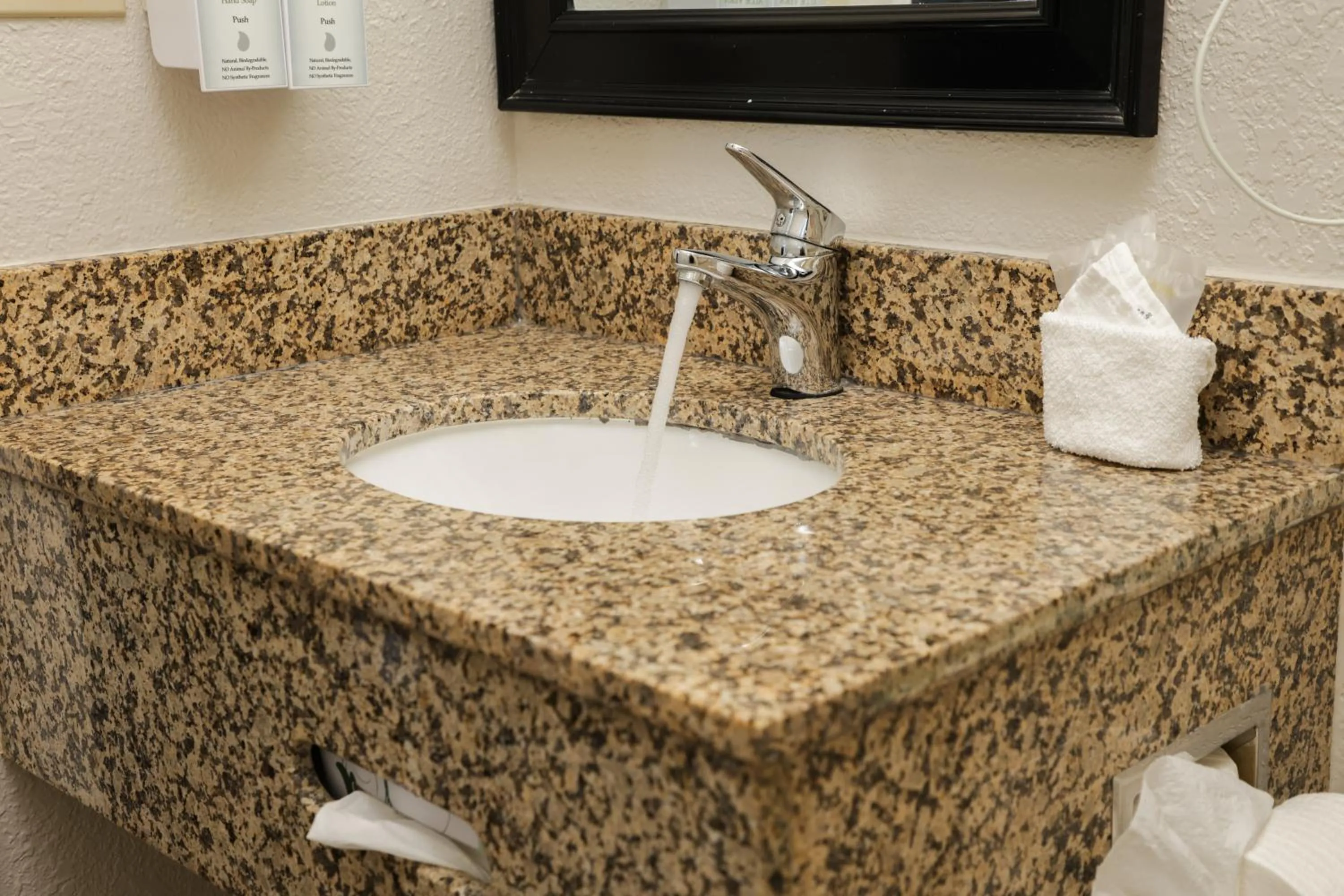 Sea Breeze Inn - San Simeon