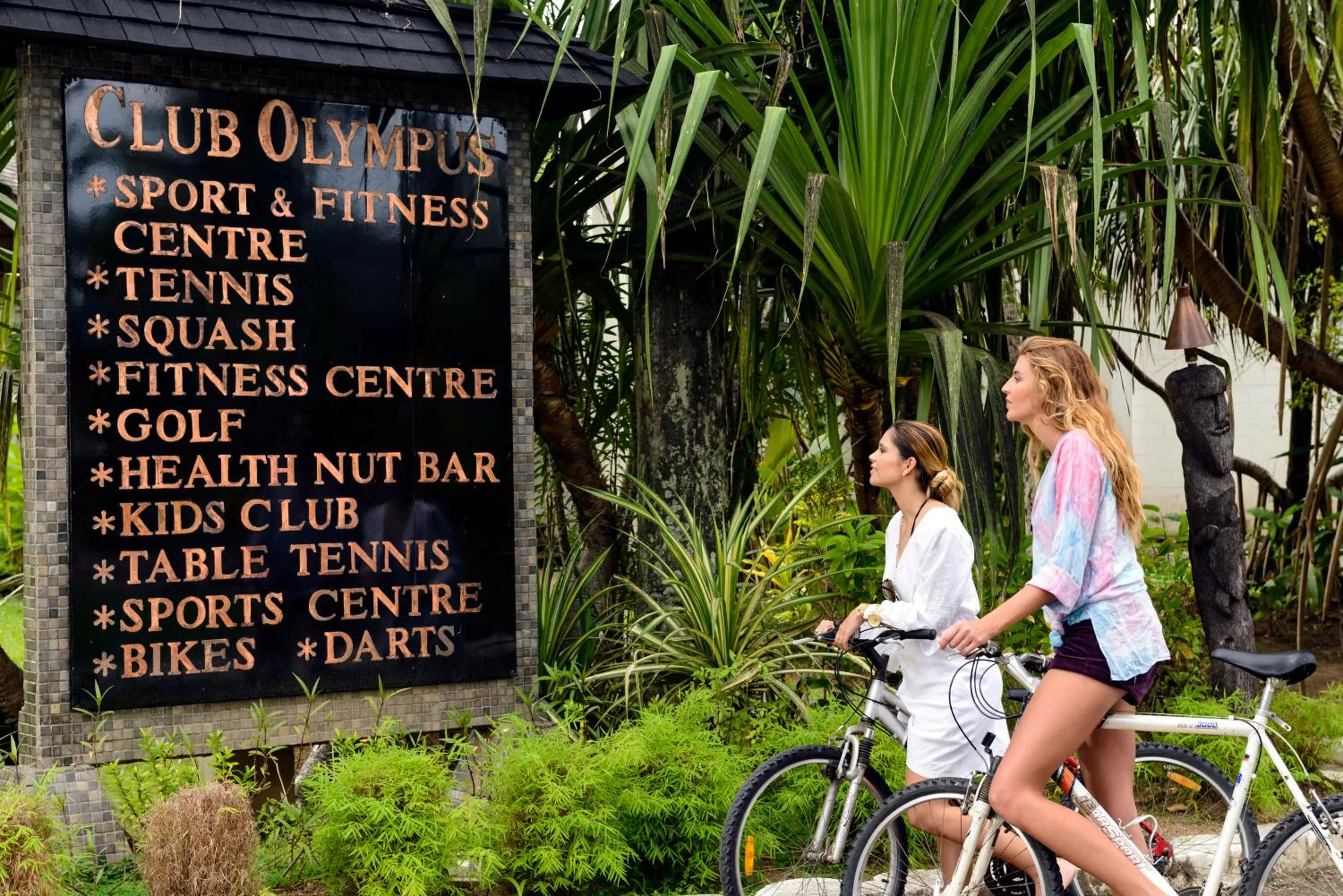 People in The Warwick Fiji