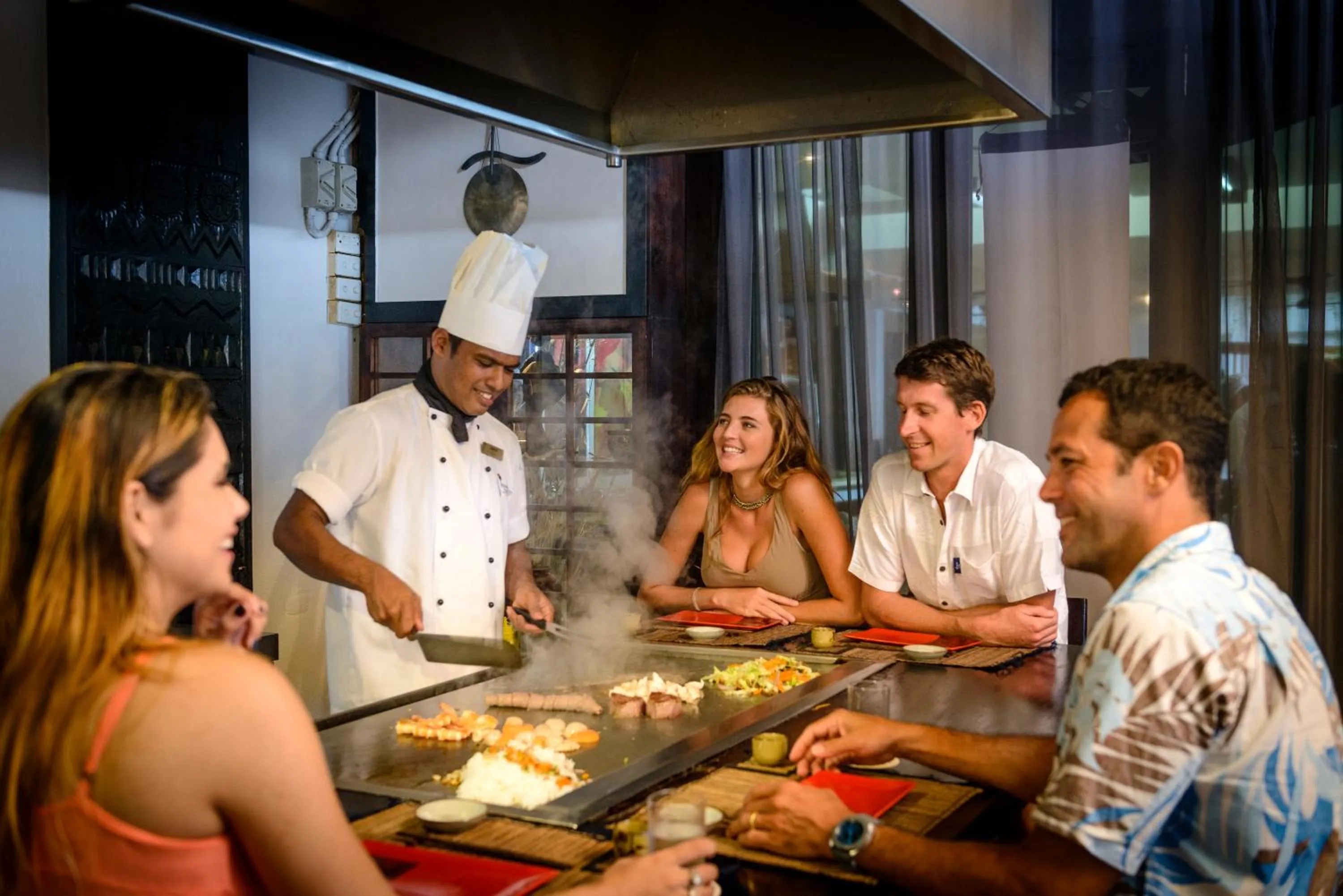 Restaurant/places to eat in The Warwick Fiji