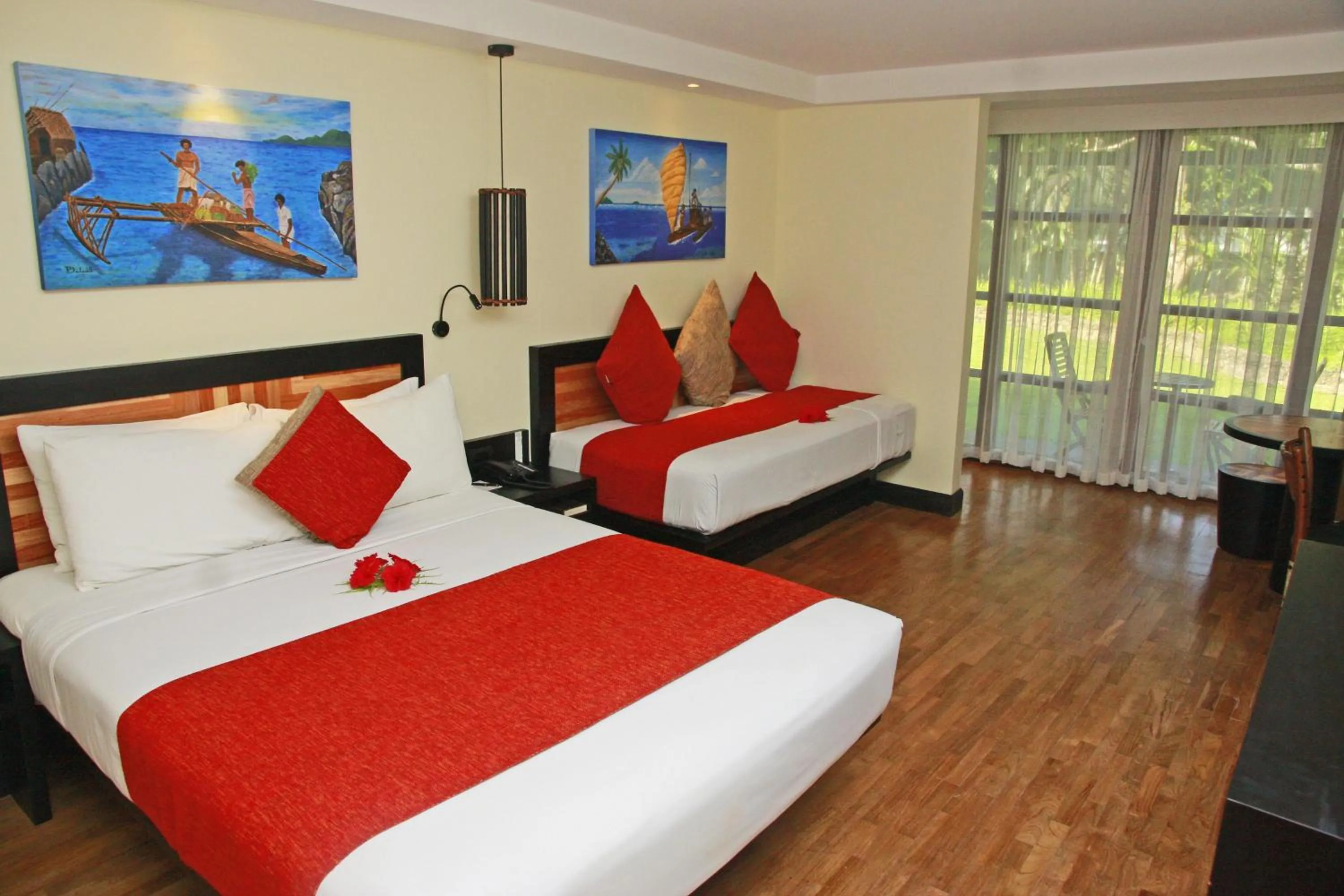 Day, Bed in The Warwick Fiji