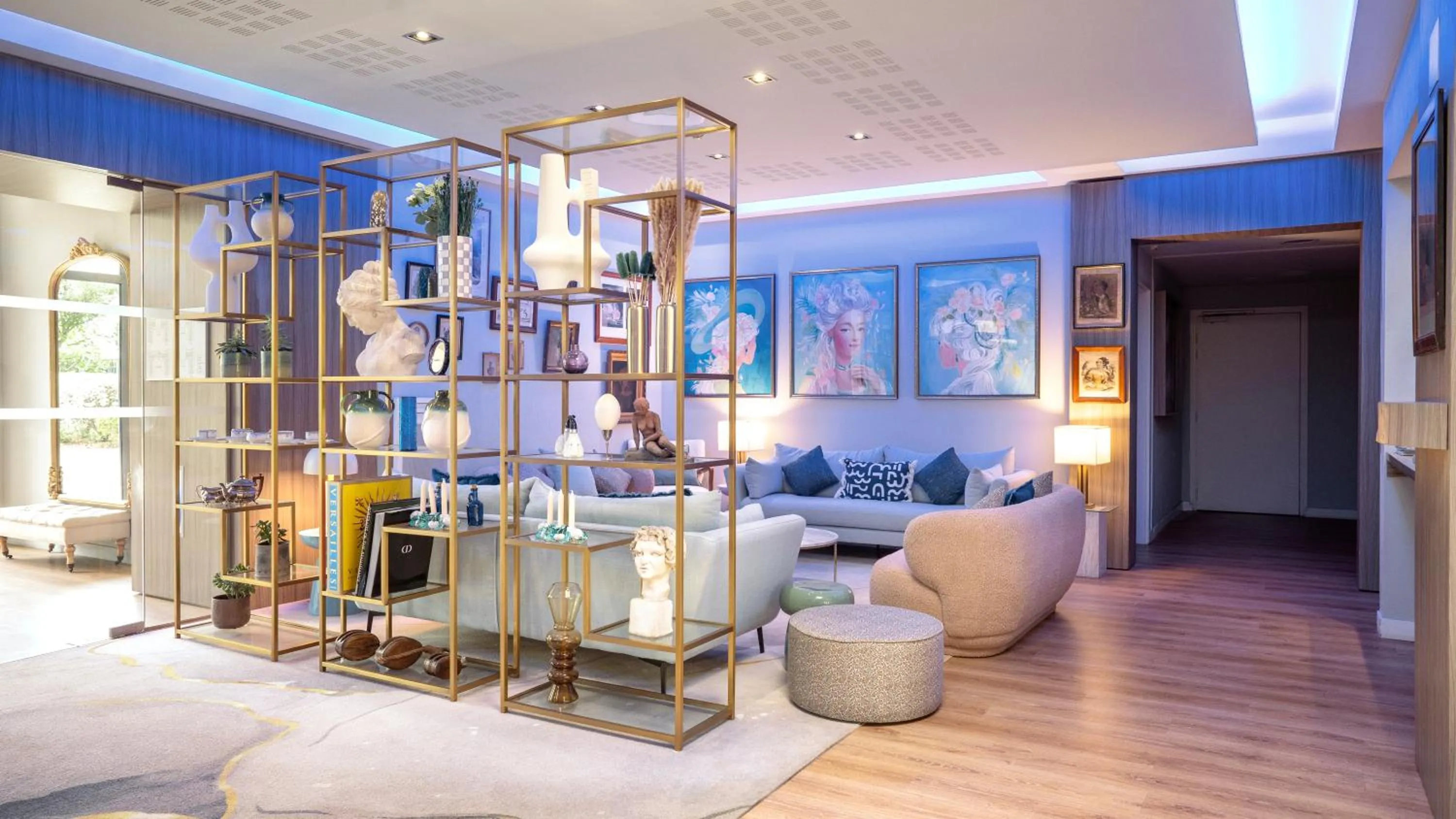 Communal lounge/ TV room in Residhome Paris-Guyancourt