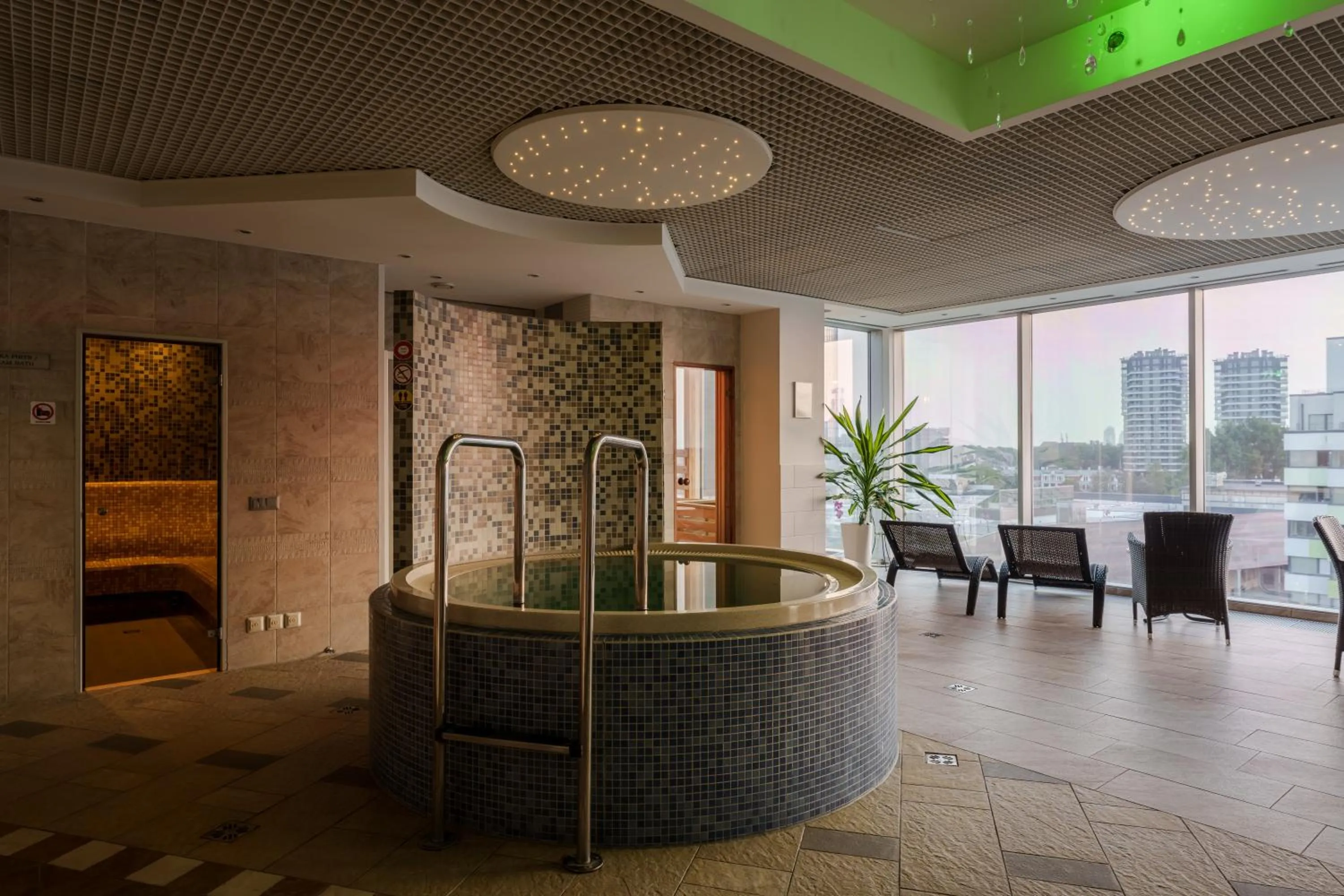 Sauna in Riga Islande Hotel with FREE Parking