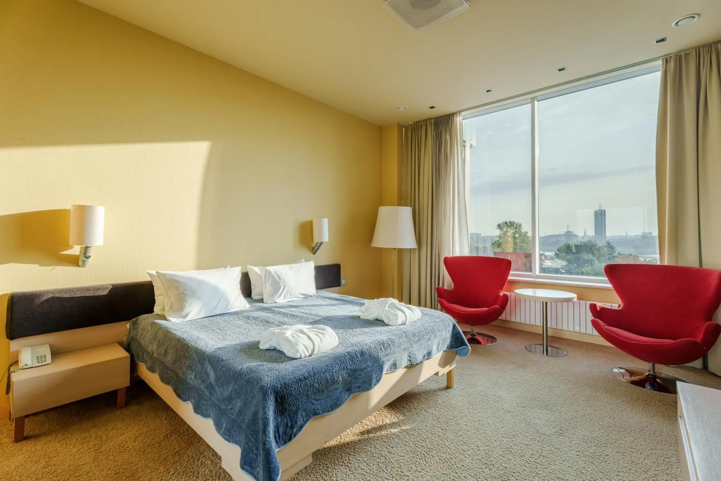 Luxury Suite with Gym Access in Riga Islande Hotel with FREE Parking Luxury Suite with Gym Access in Riga Islande Hotel with FREE Parking