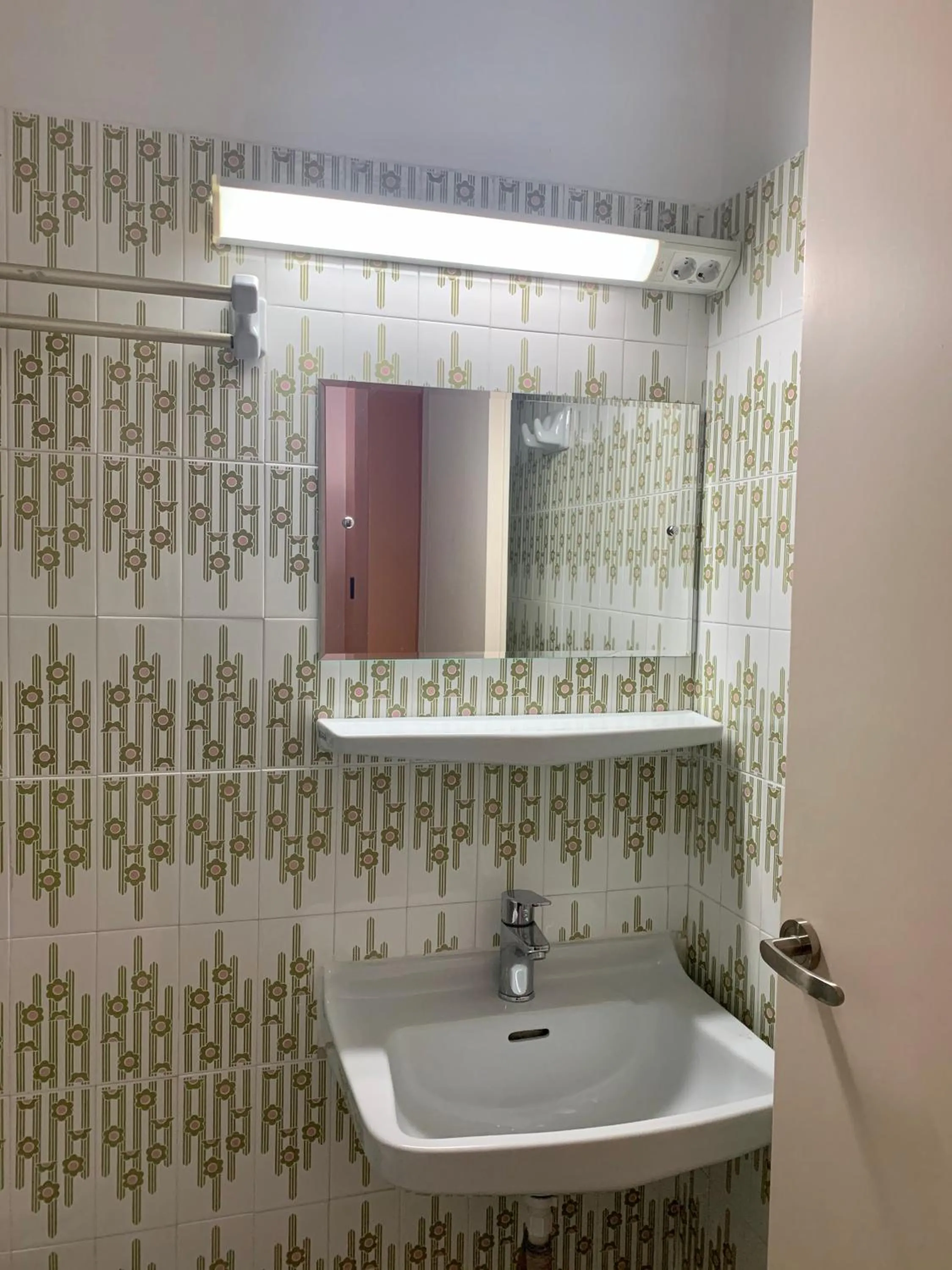 Bathroom in Hotel Cosmos