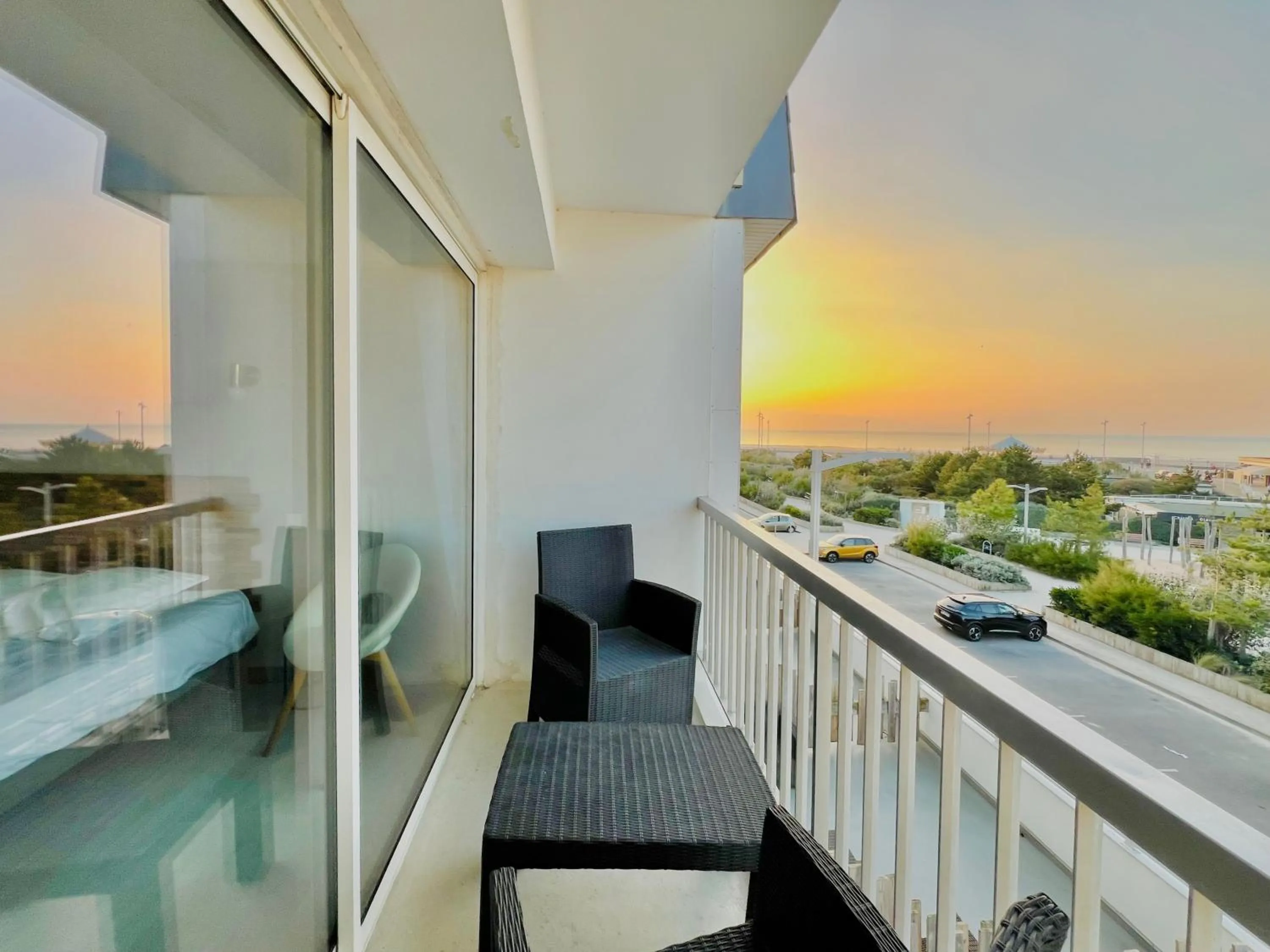 Balcony/Terrace in Hôtel Le Littoral - Berck sur Mer