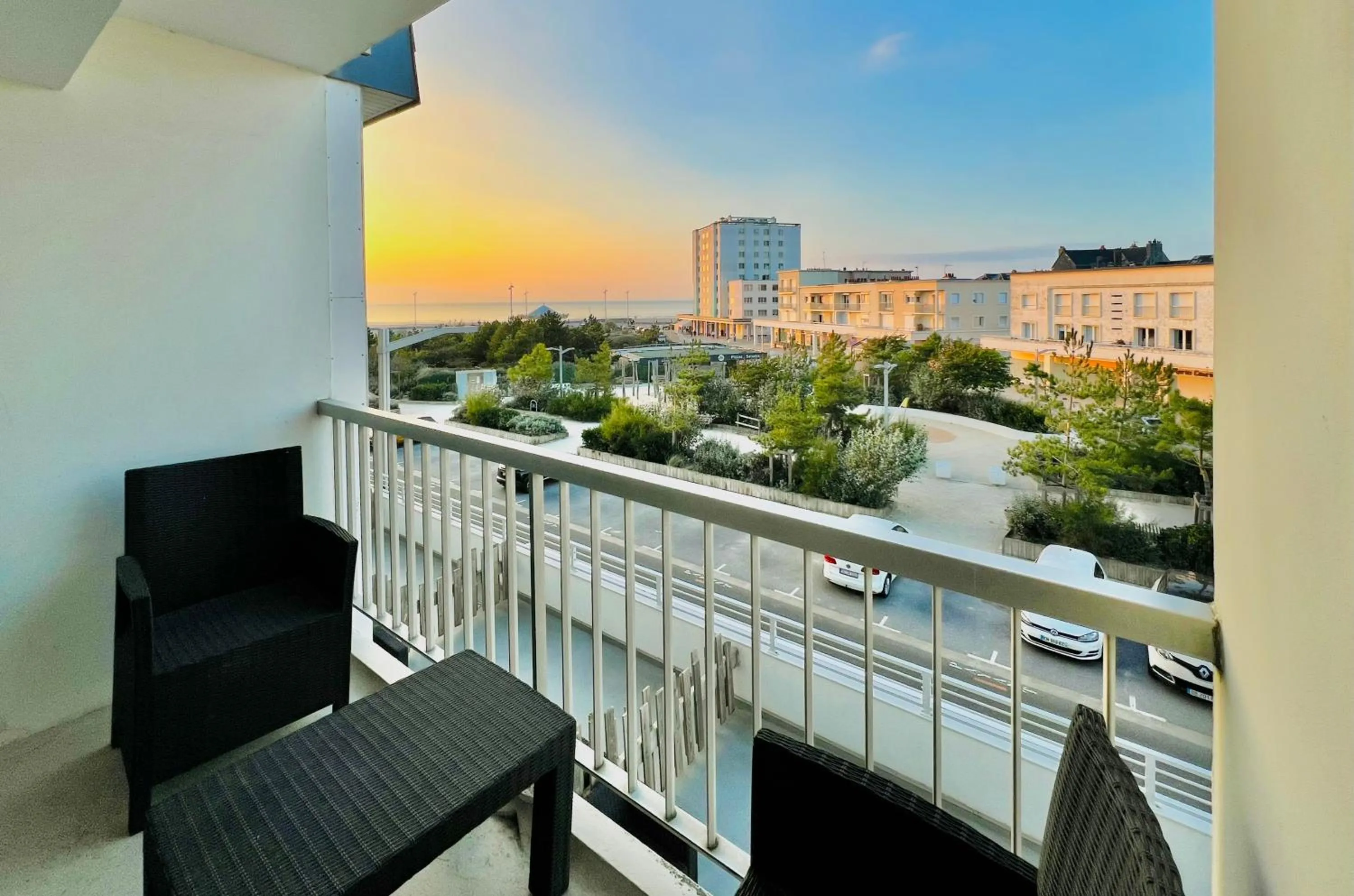 Balcony/Terrace in Hôtel Le Littoral - Berck sur Mer