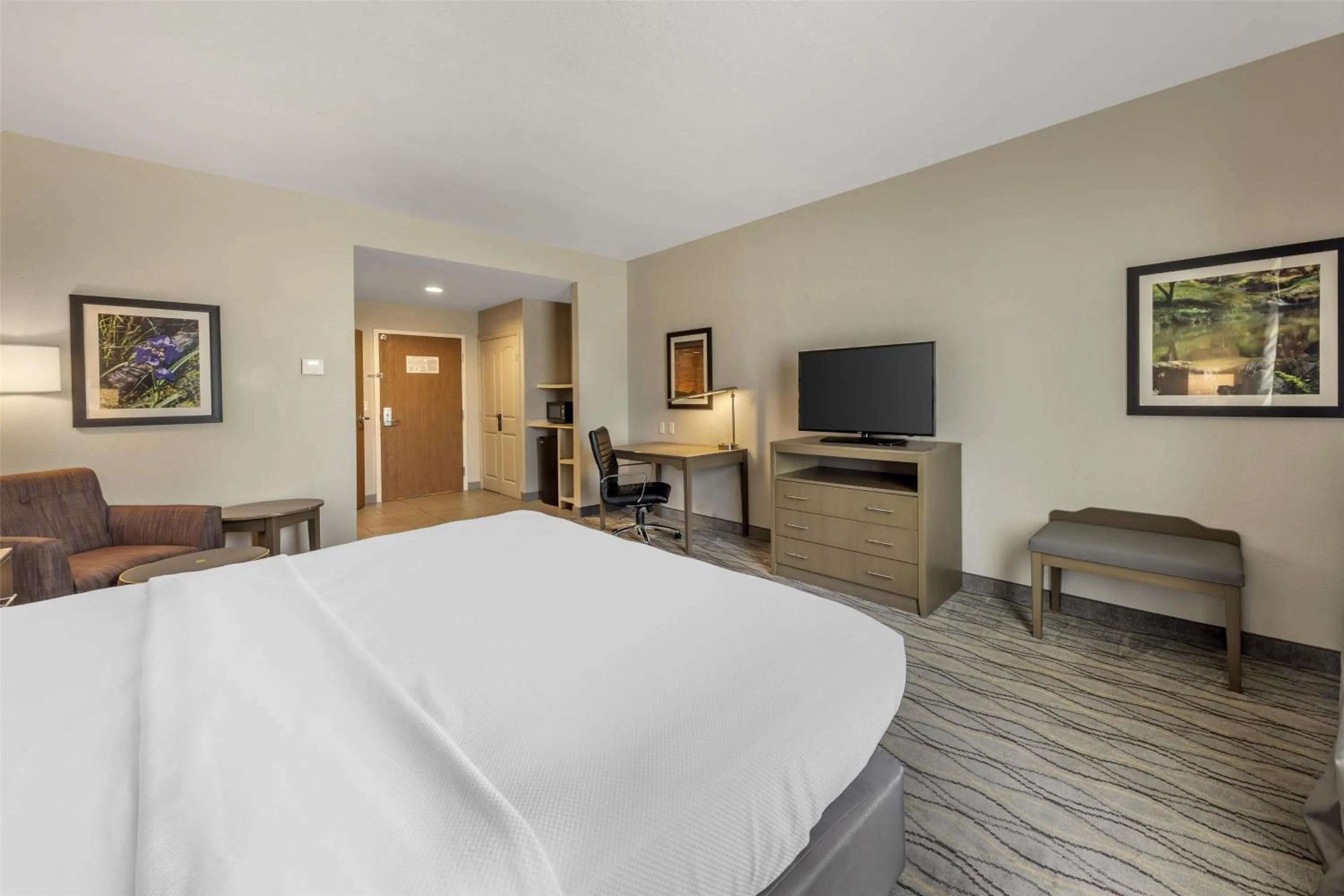 Bedroom, Bed in Best Western Plus Pauls Valley