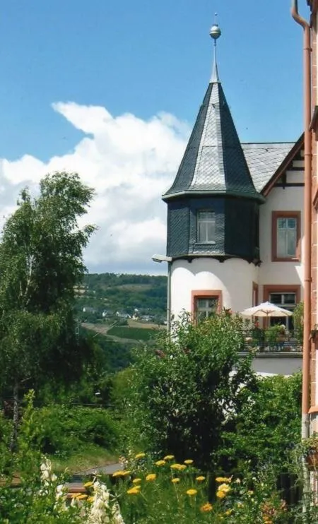 Property building in Wohnen im Burghotel