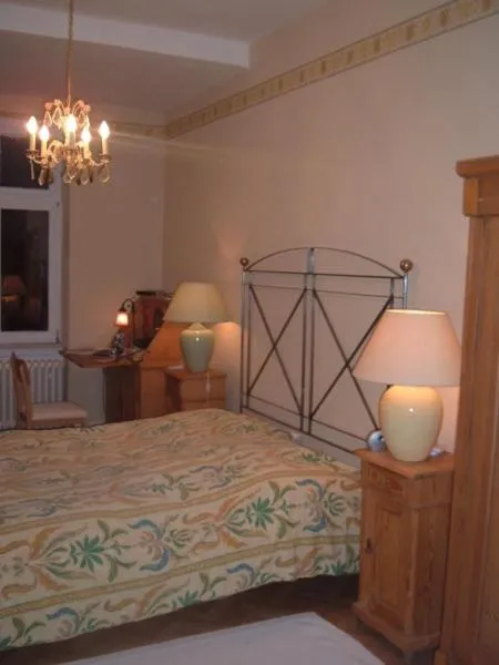 Photo of the whole room, Bed in Wohnen im Burghotel