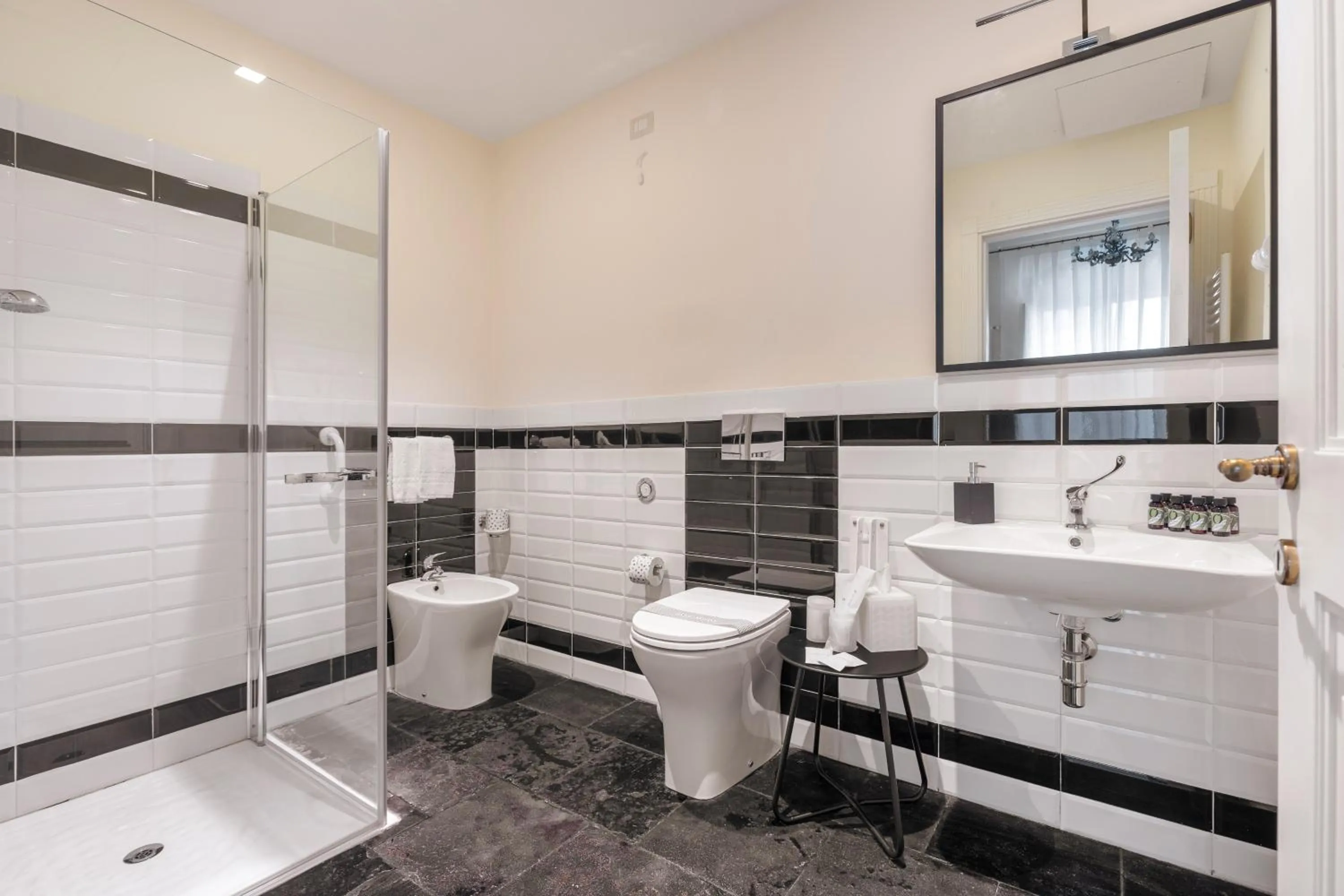 Bathroom in San Carlo Suites