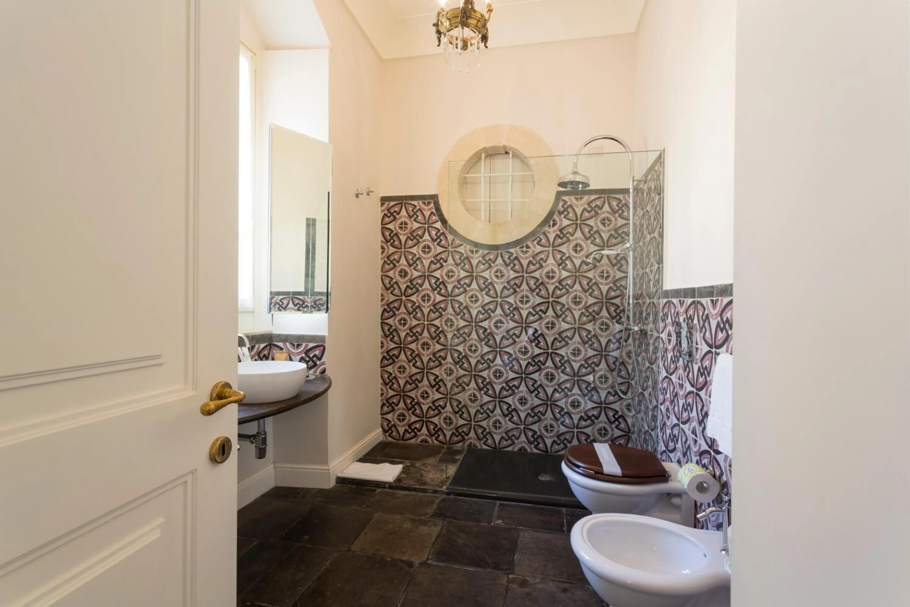Bathroom in San Carlo Suites