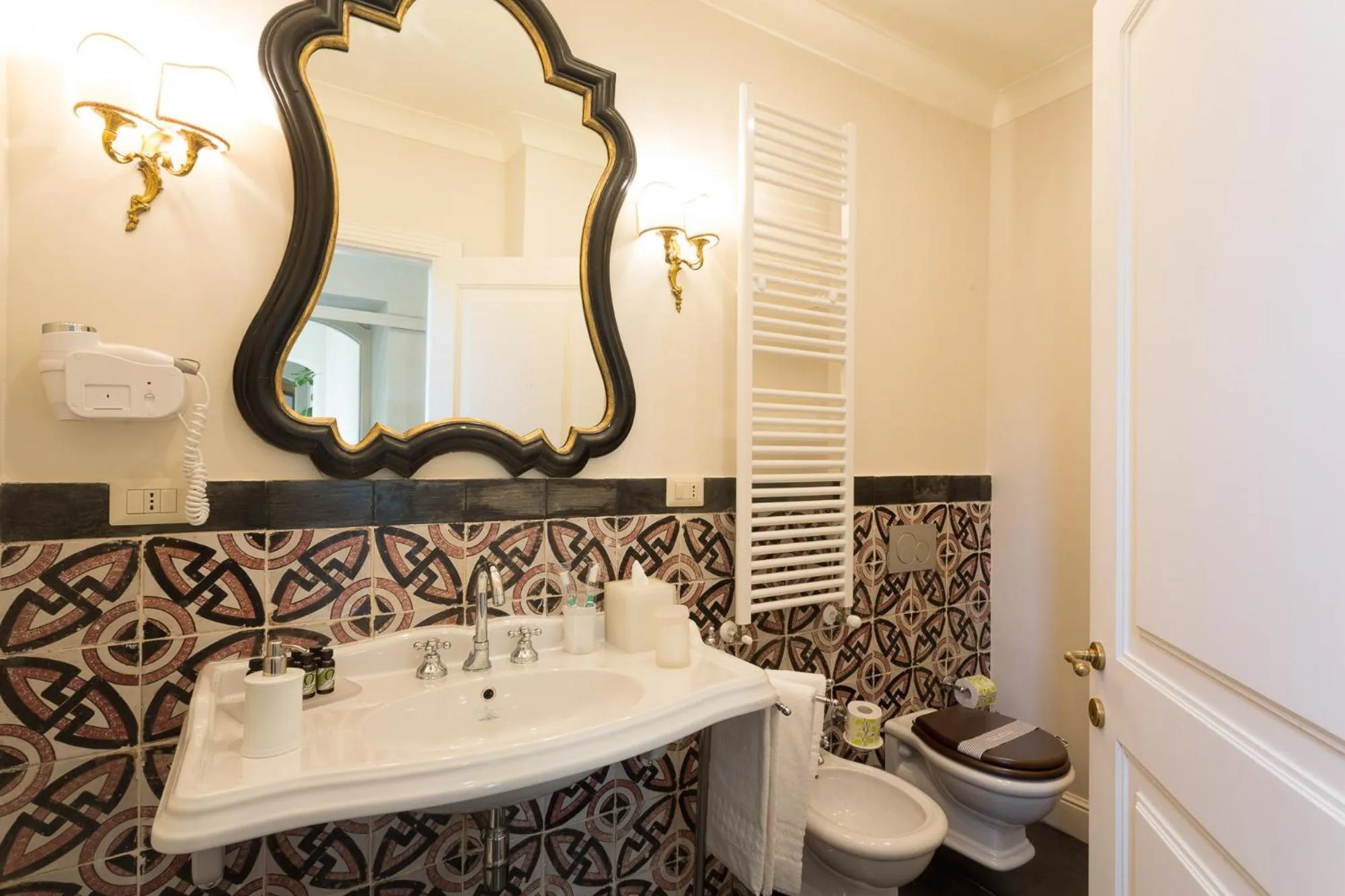 Bathroom in San Carlo Suites