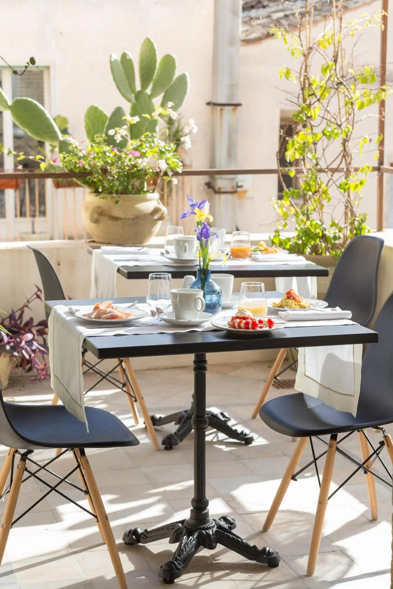 Breakfast in San Carlo Suites