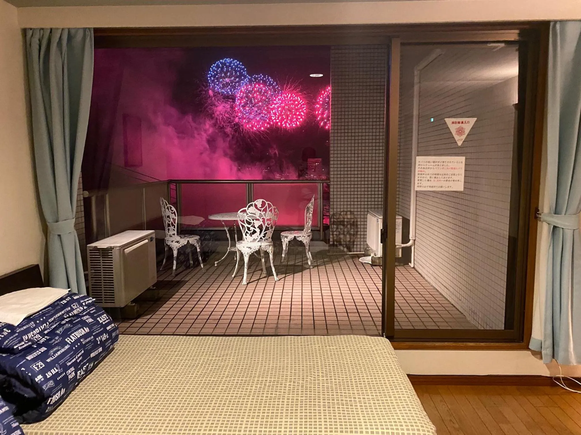 Bed in Atami Onsen Guest House Megumi 5 minutes walk from Atami Station