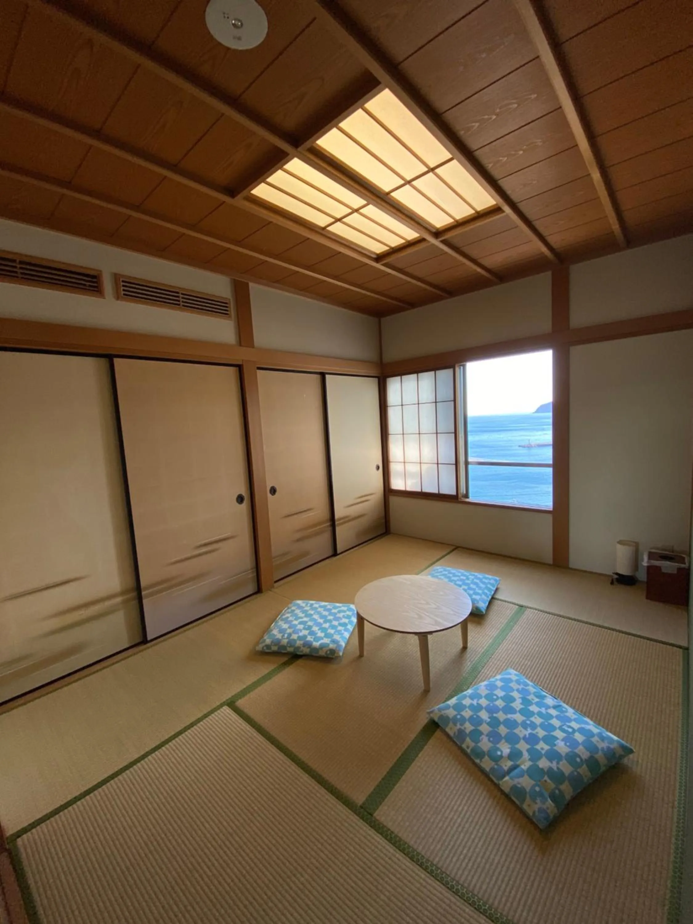 Photo of the whole room, Bed in Atami Onsen Guest House Megumi 5 minutes walk from Atami Station