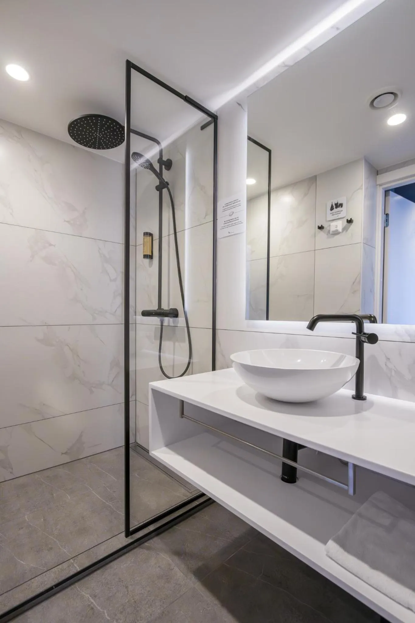 Shower in Hotel Jurmala Spa