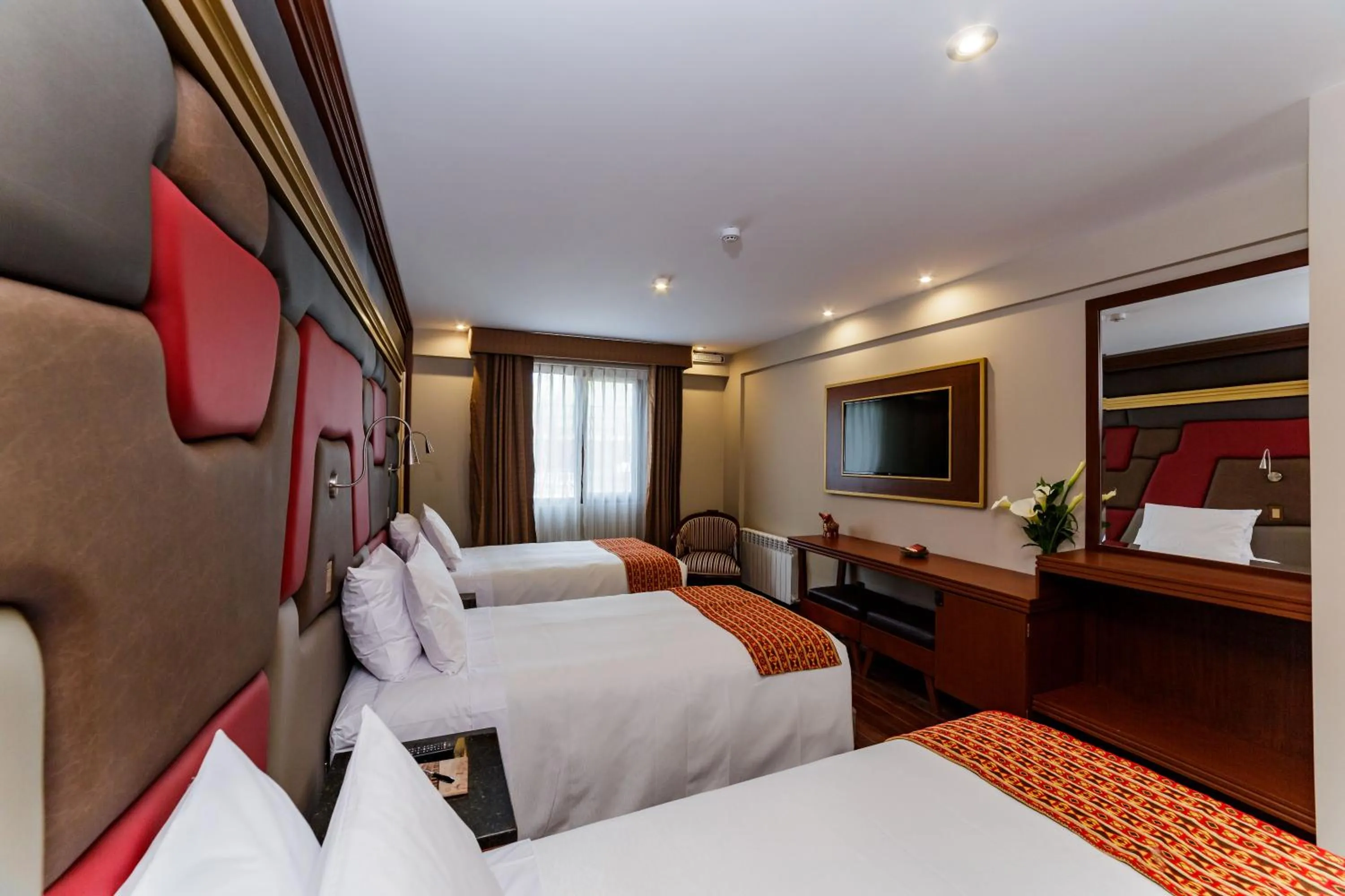 Bed in Yawar Inka Hotel