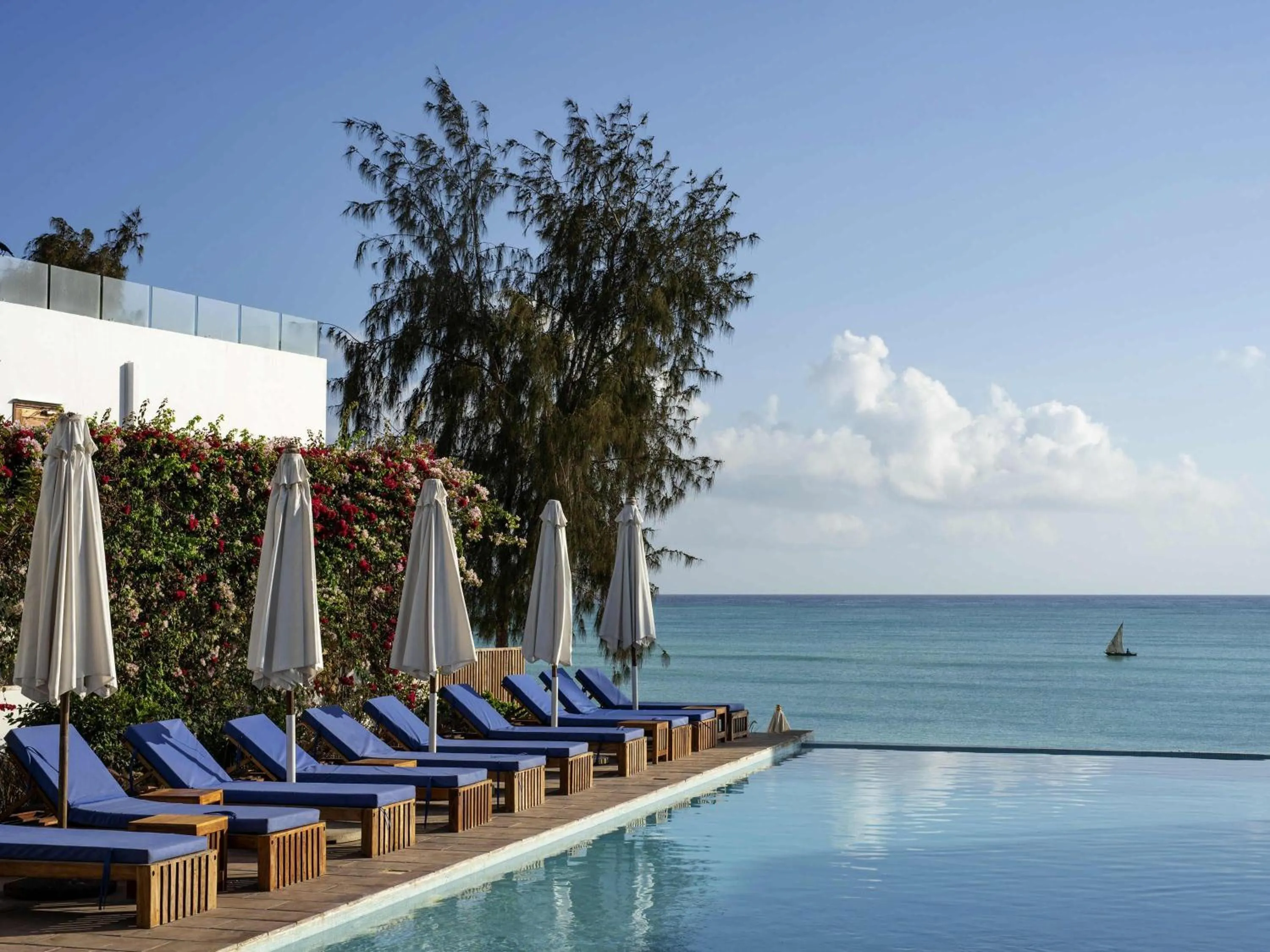 Pool view in Nungwi Dreams by Mantis