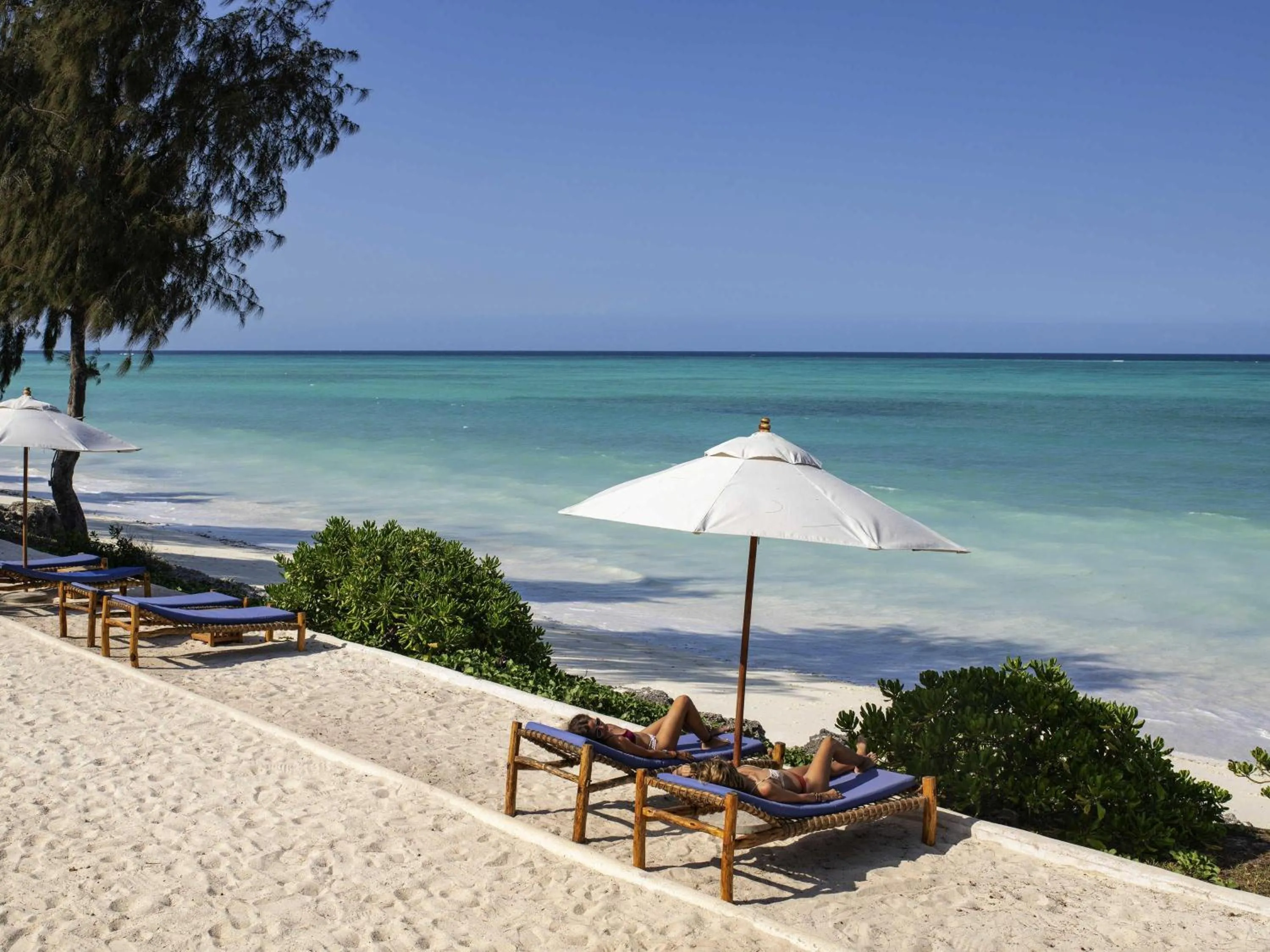 Property building in Nungwi Dreams by Mantis