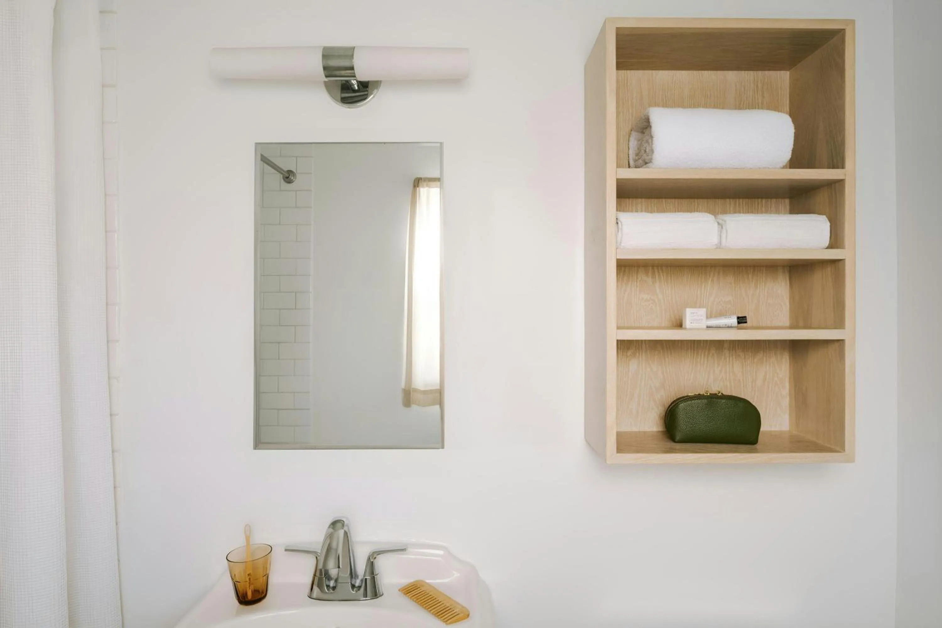 Bathroom in Beverly Terrace Hotel Beverly Hills, Sonder by Marriott Bonvoy