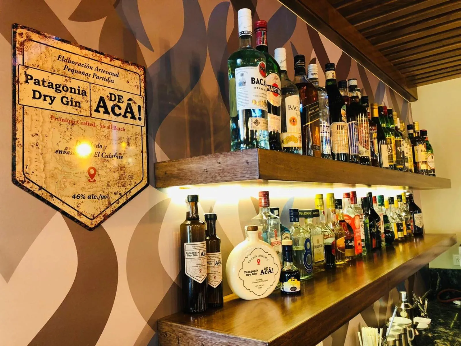 Lounge or bar in Konke Calafate Hotel