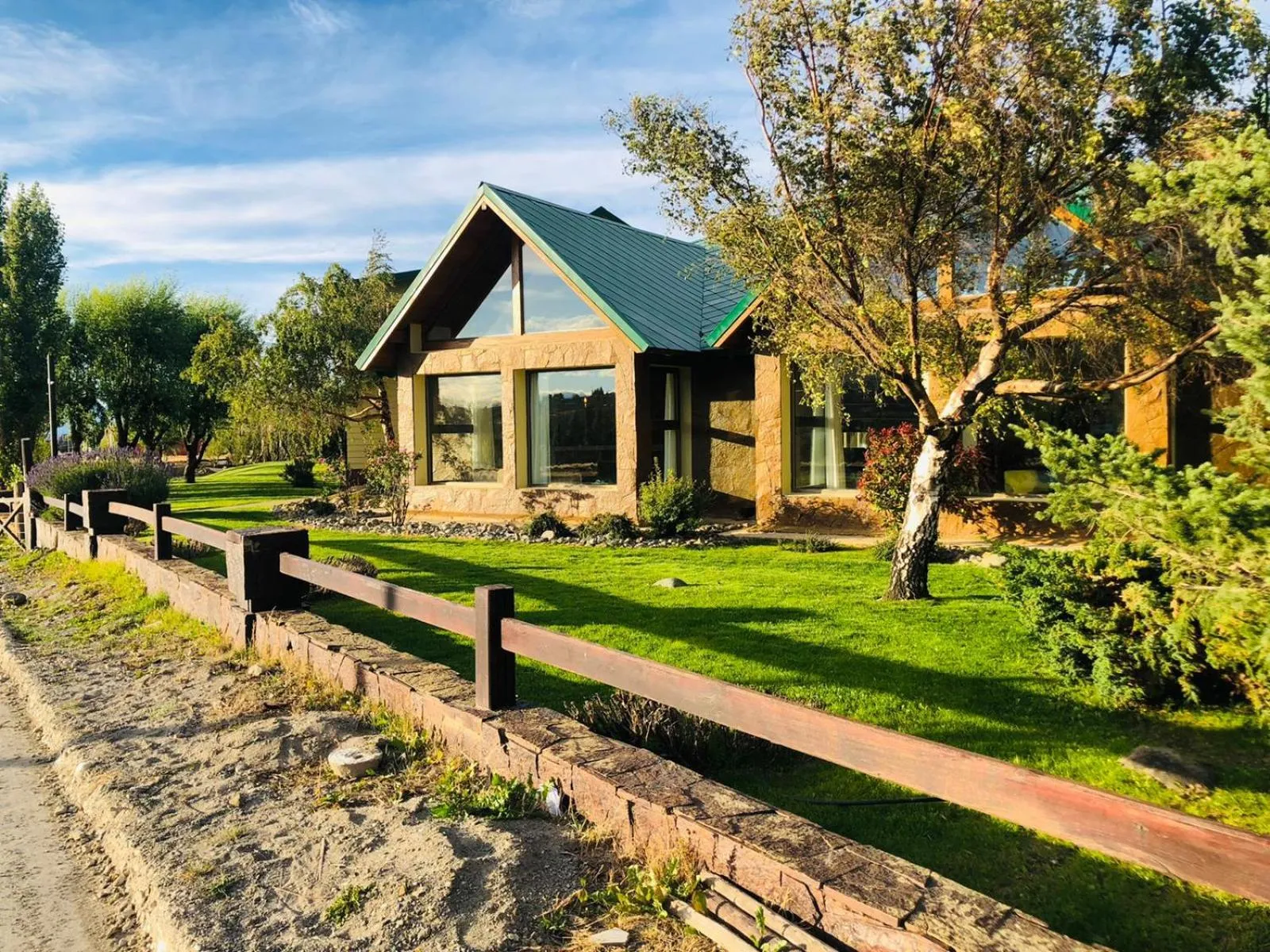 Garden view in Konke Calafate Hotel