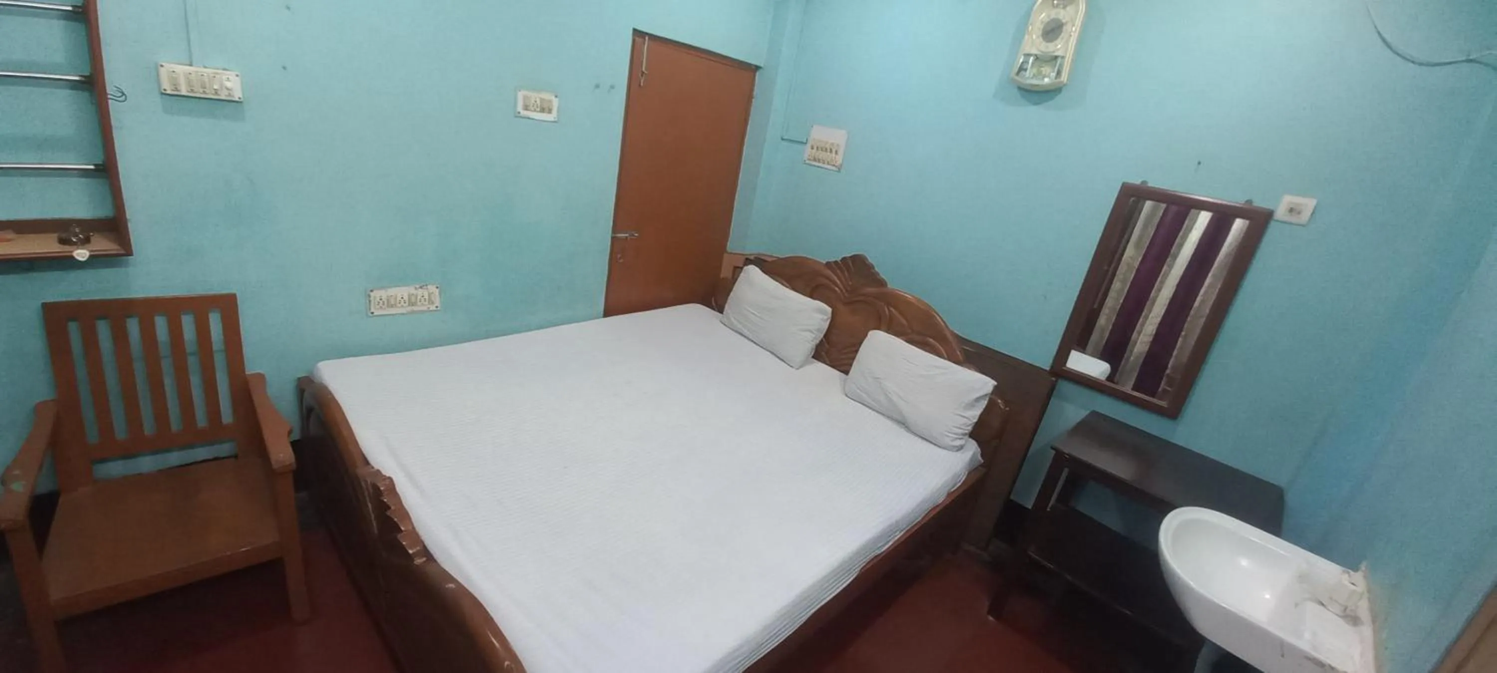 Bed in Kiran Guest House