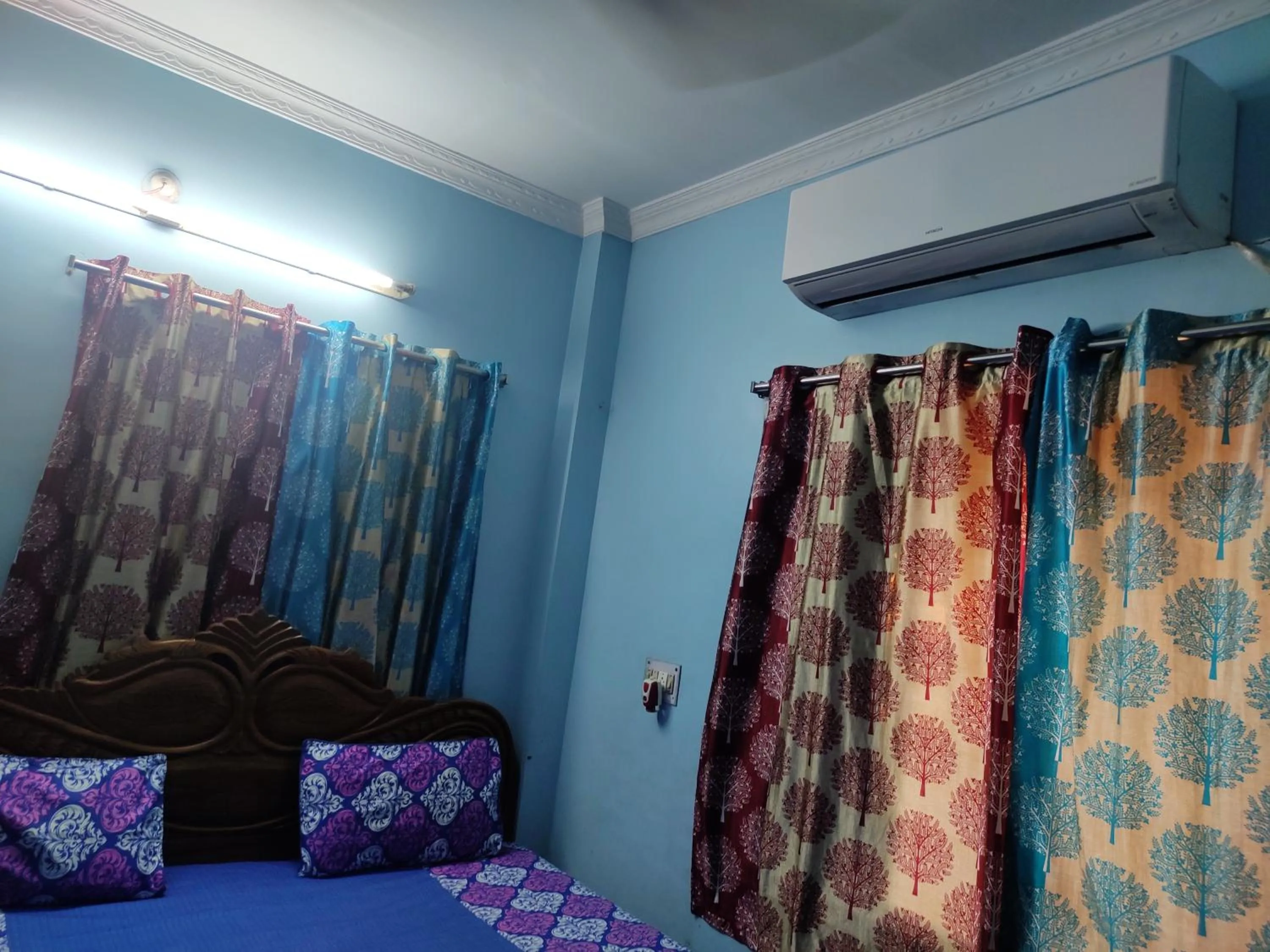 Bed in Kiran Guest House