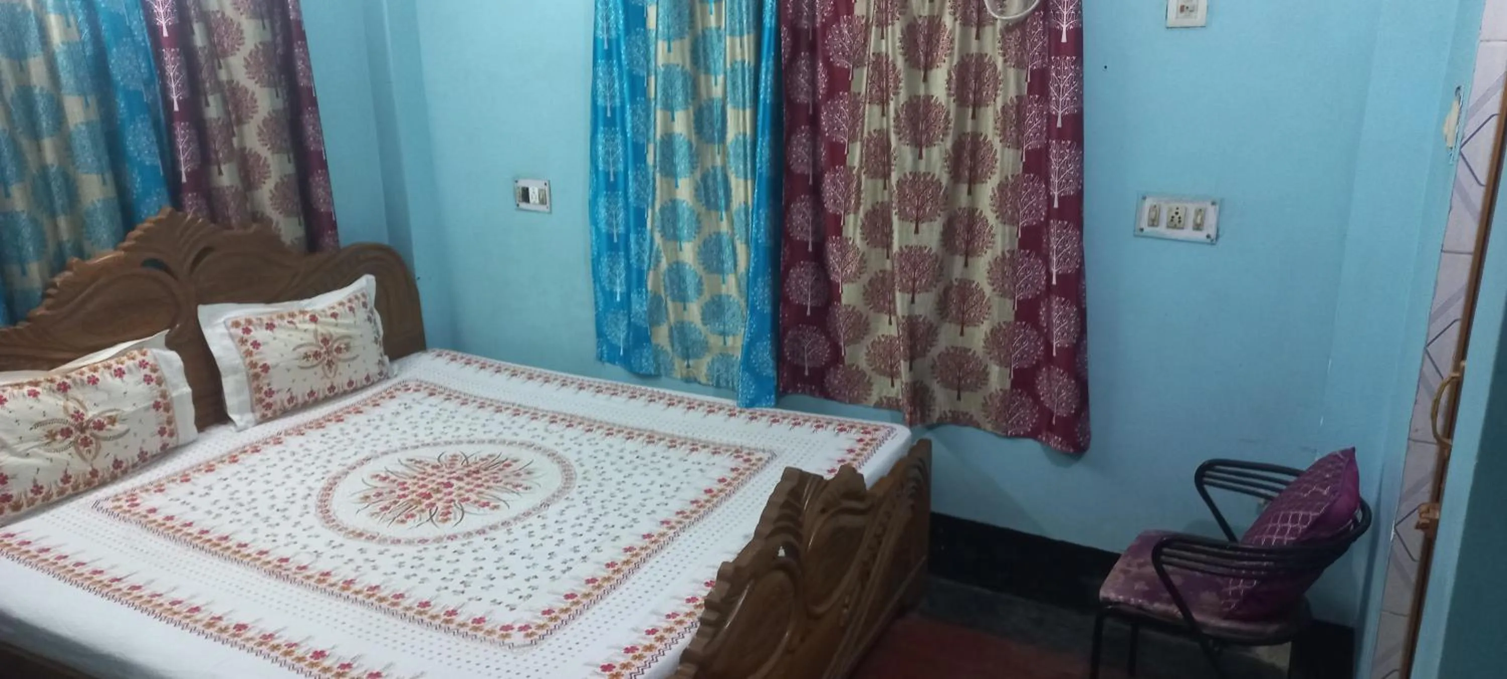 Bed in Kiran Guest House