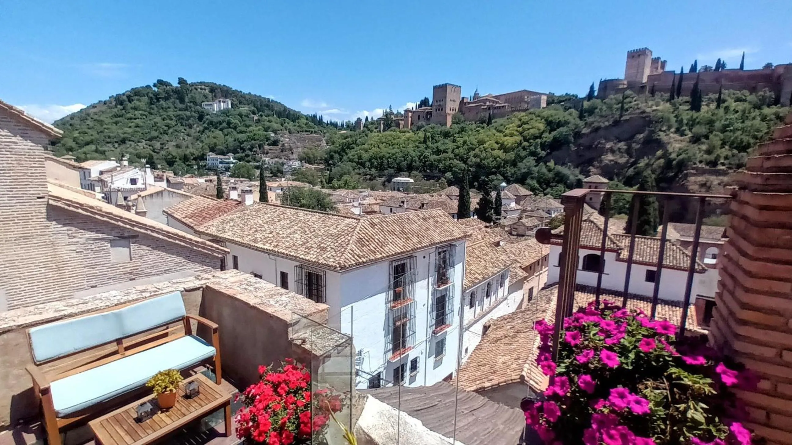 Balcony/Terrace in Apartamentos Alhambra