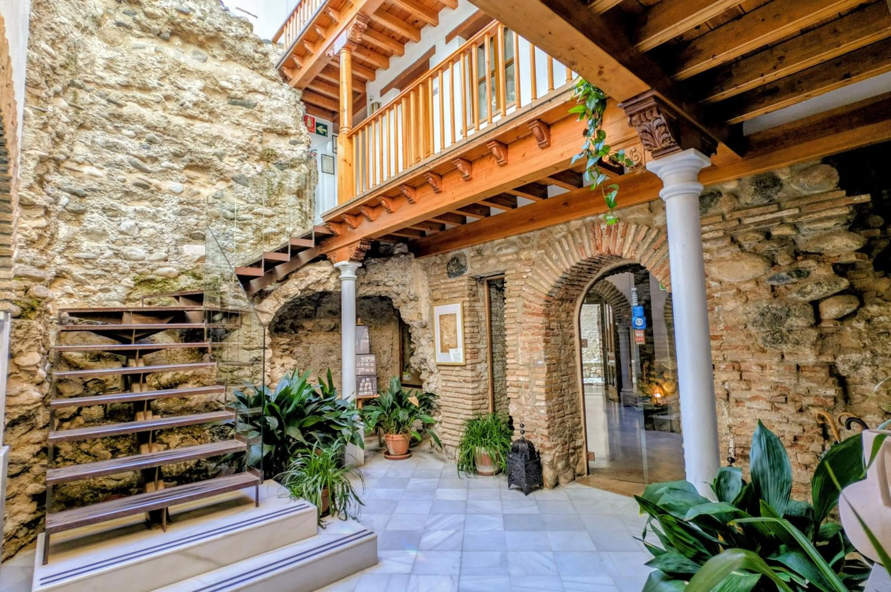 Patio in Apartamentos Alhambra