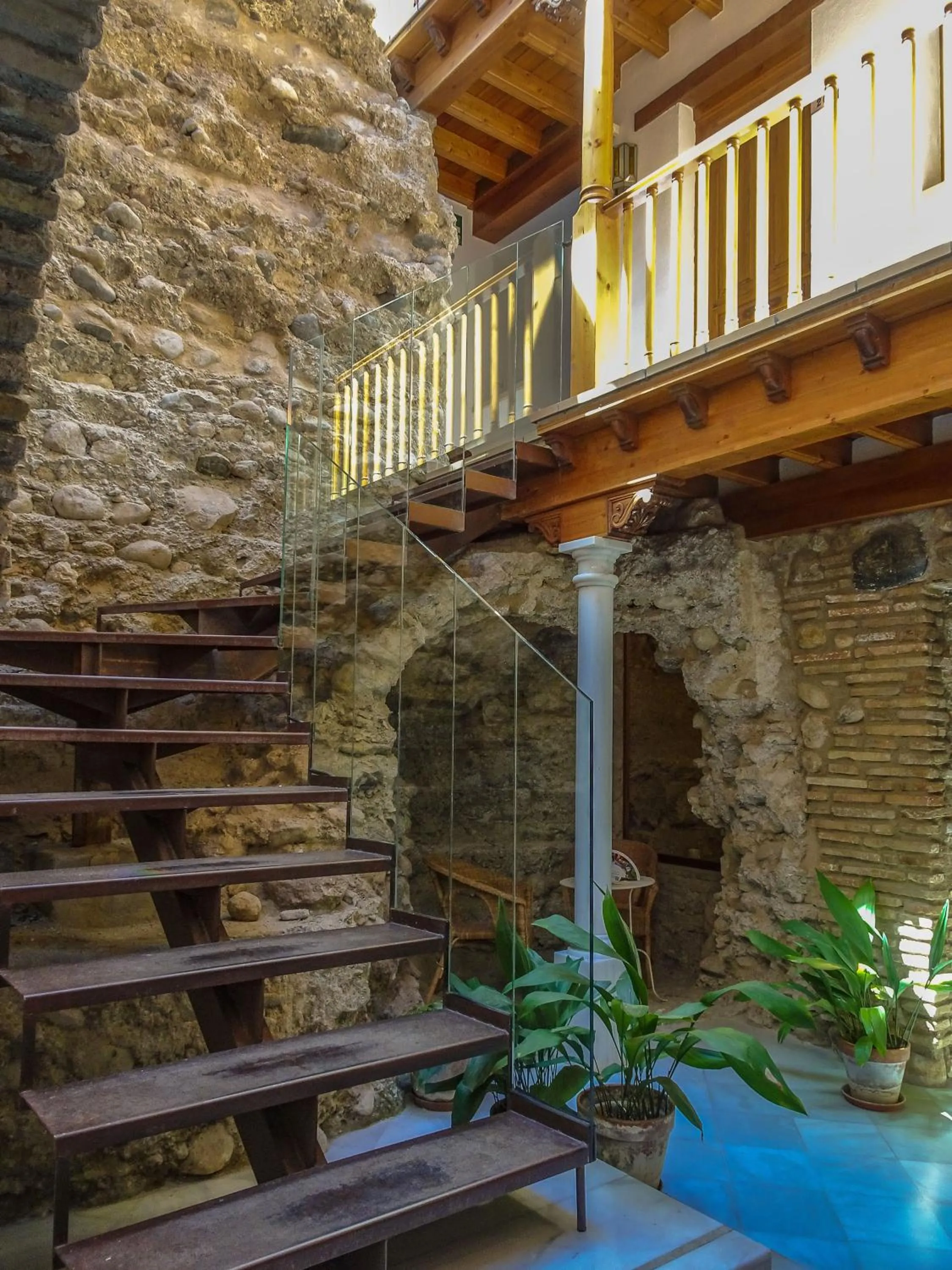Patio in Apartamentos Alhambra