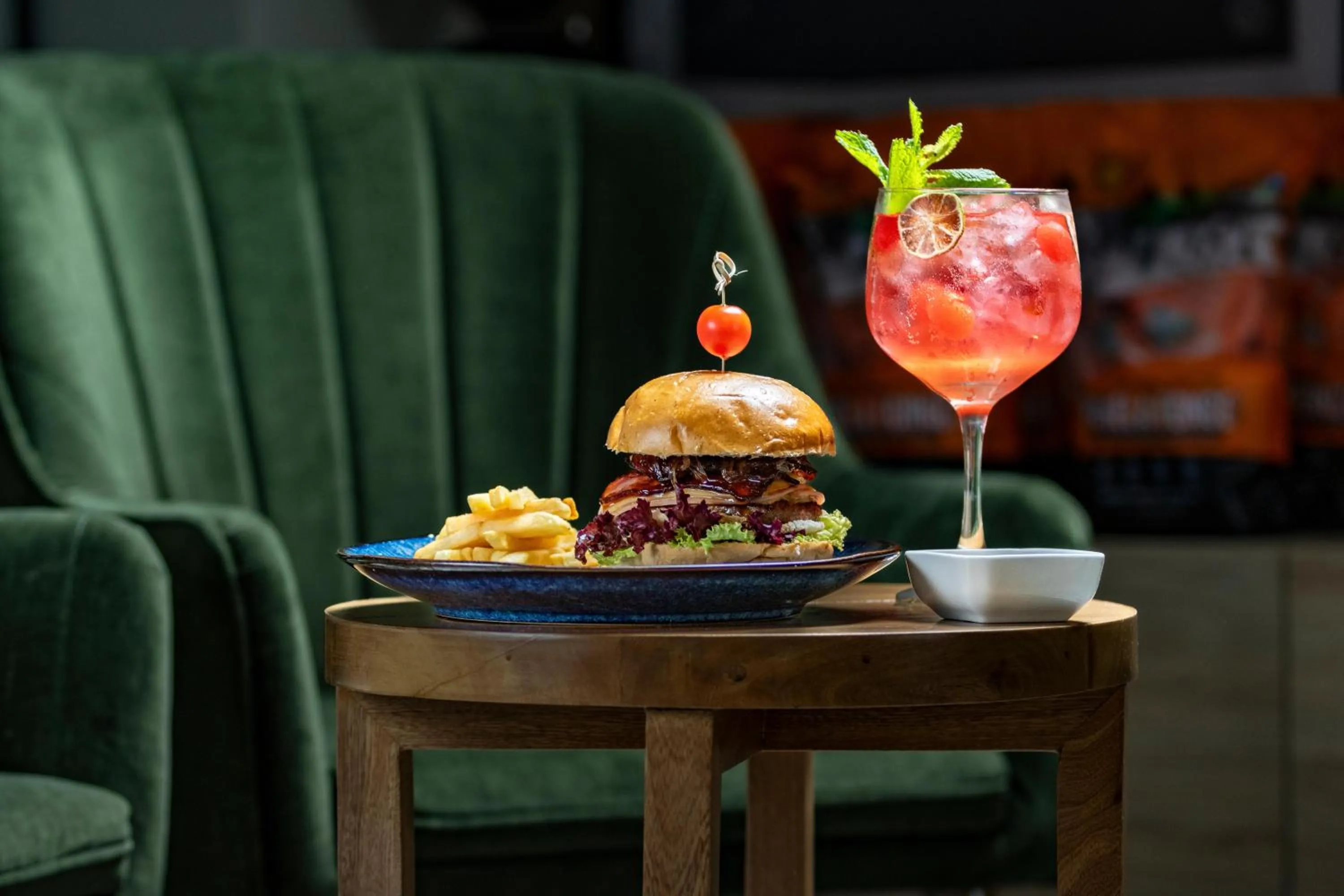 Restaurant/places to eat in Hotel Cartagena Plaza