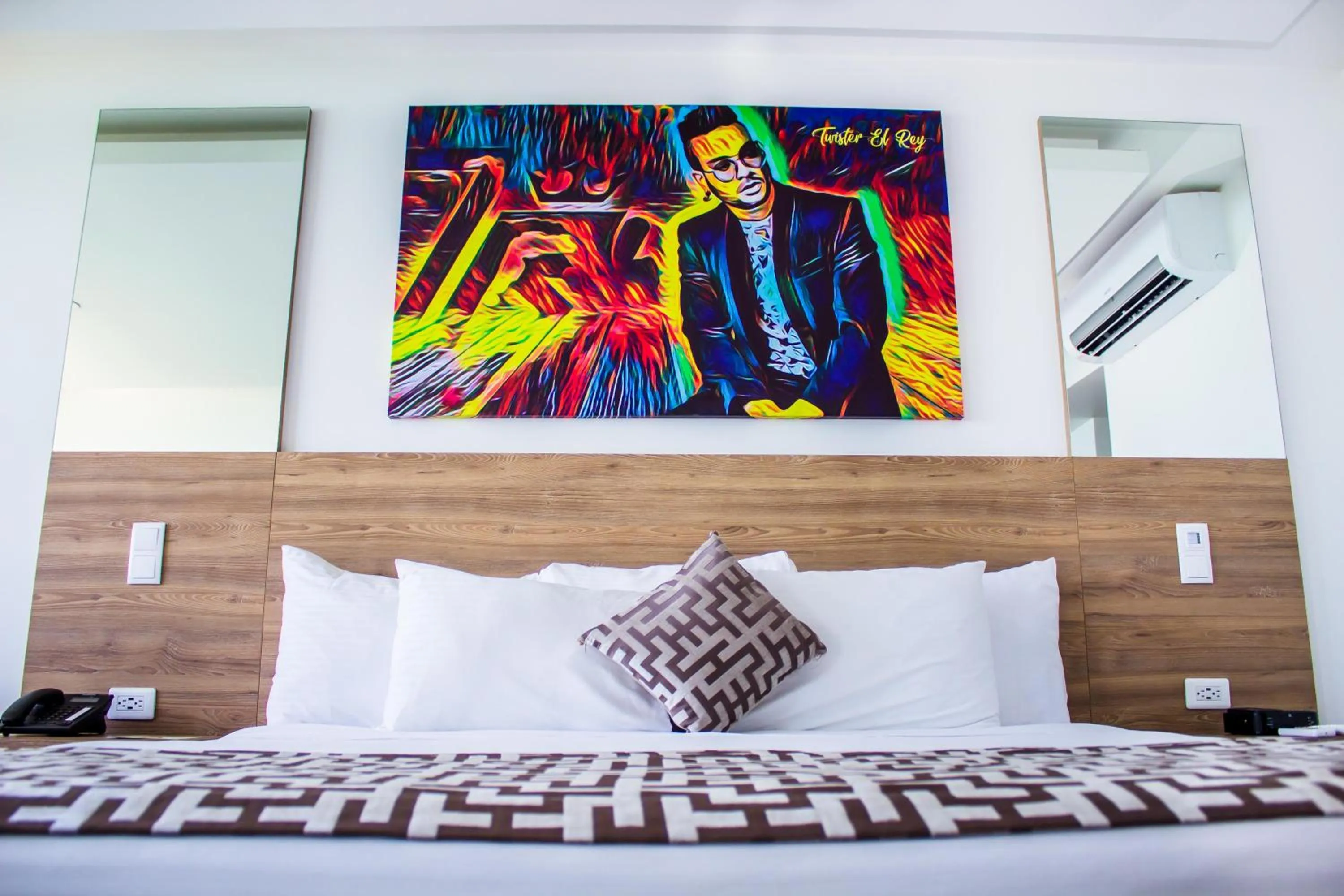 Photo of the whole room, Bed in Hotel Cartagena Plaza