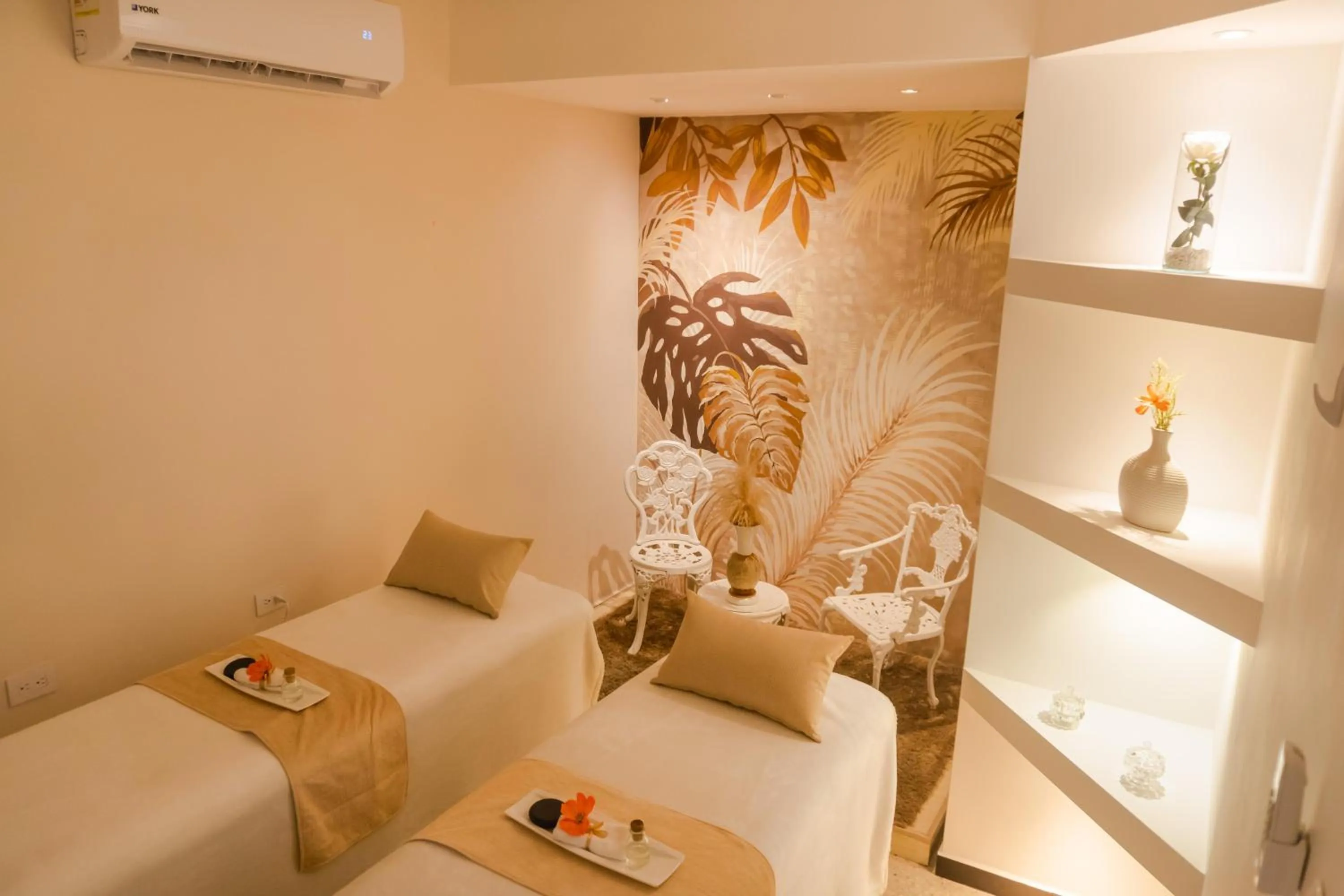Spa and wellness centre/facilities in Hotel Cartagena Plaza