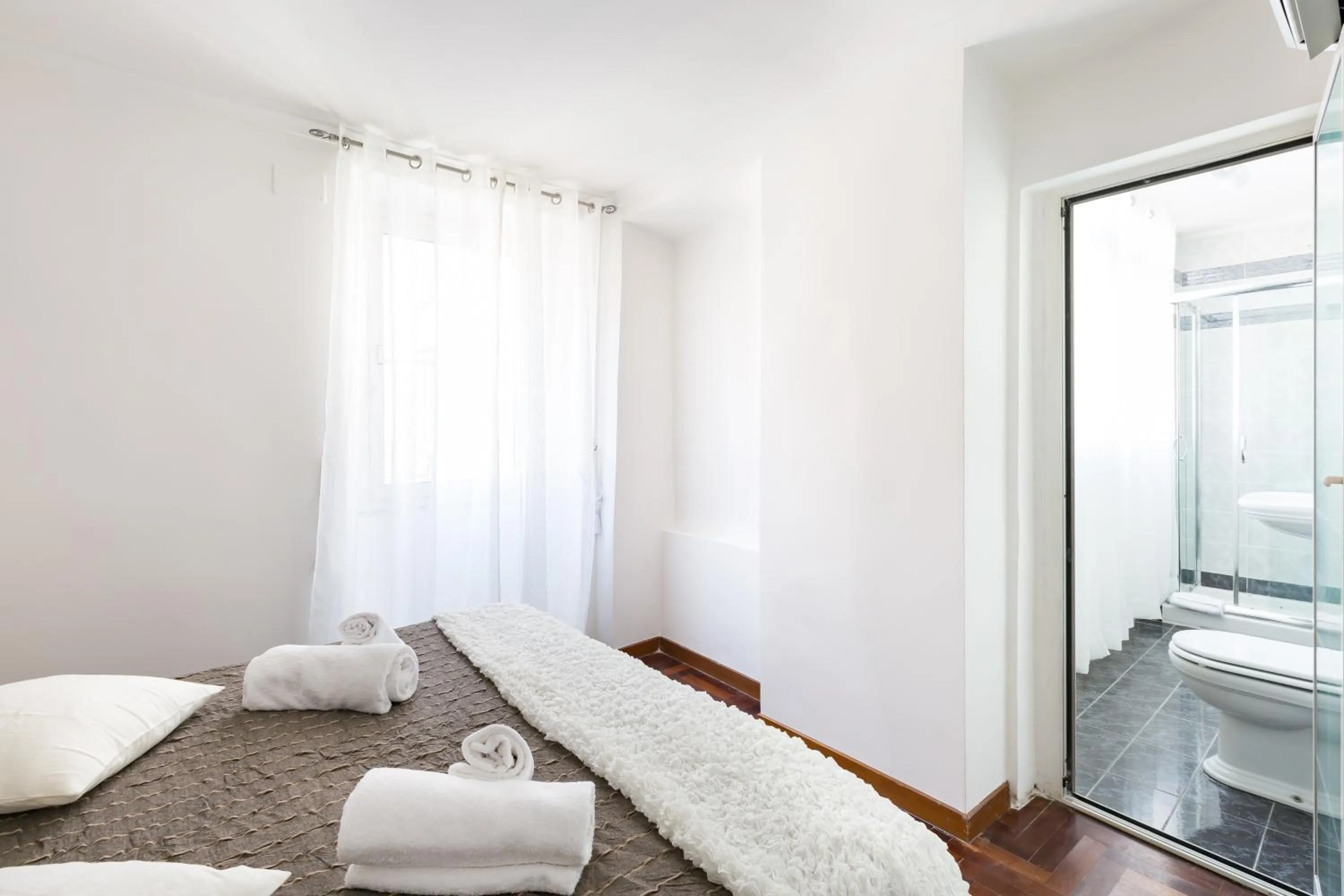 Bedroom, Bed in A World Aparts - 143 Sistina