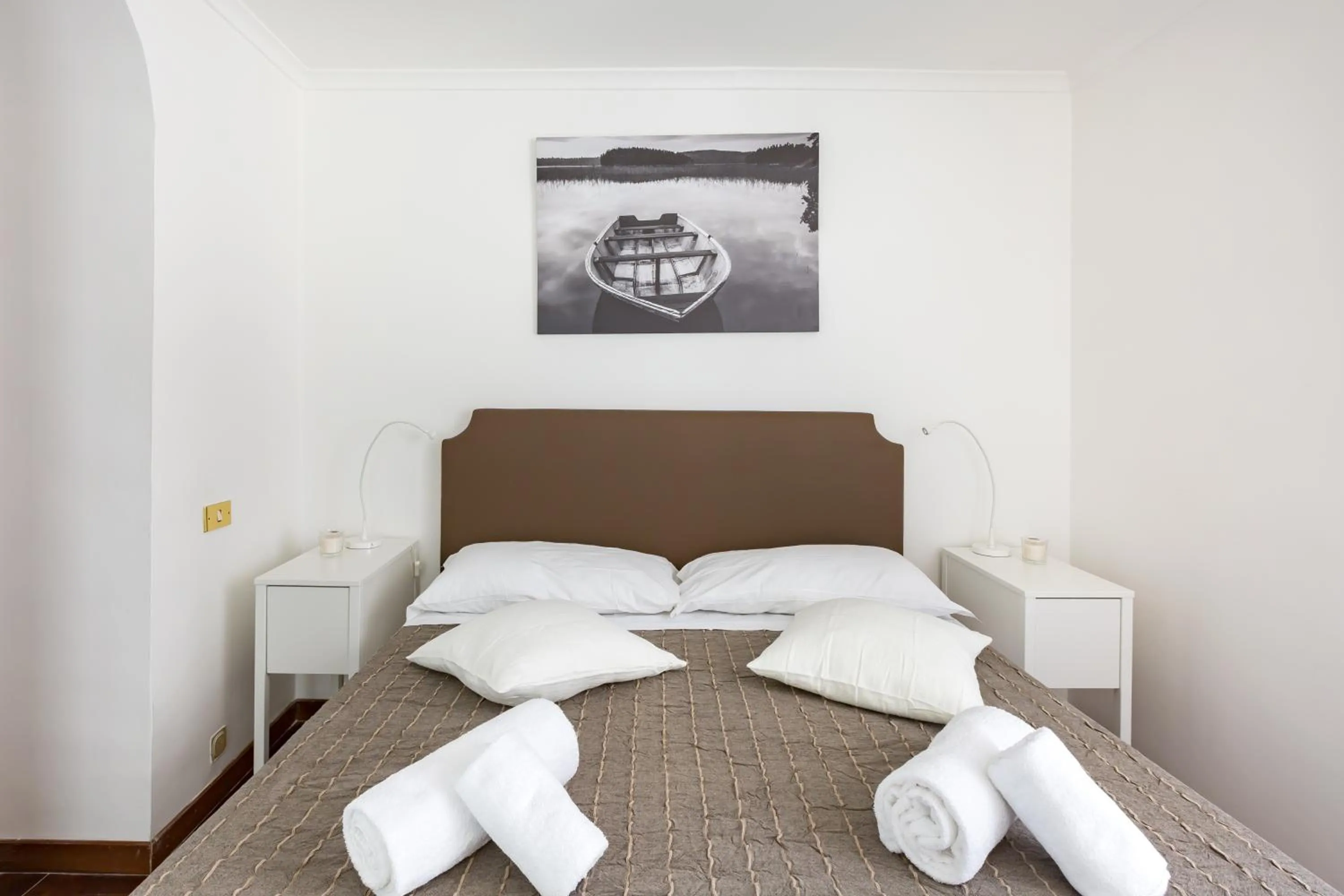 Bedroom, Bed in A World Aparts - 143 Sistina