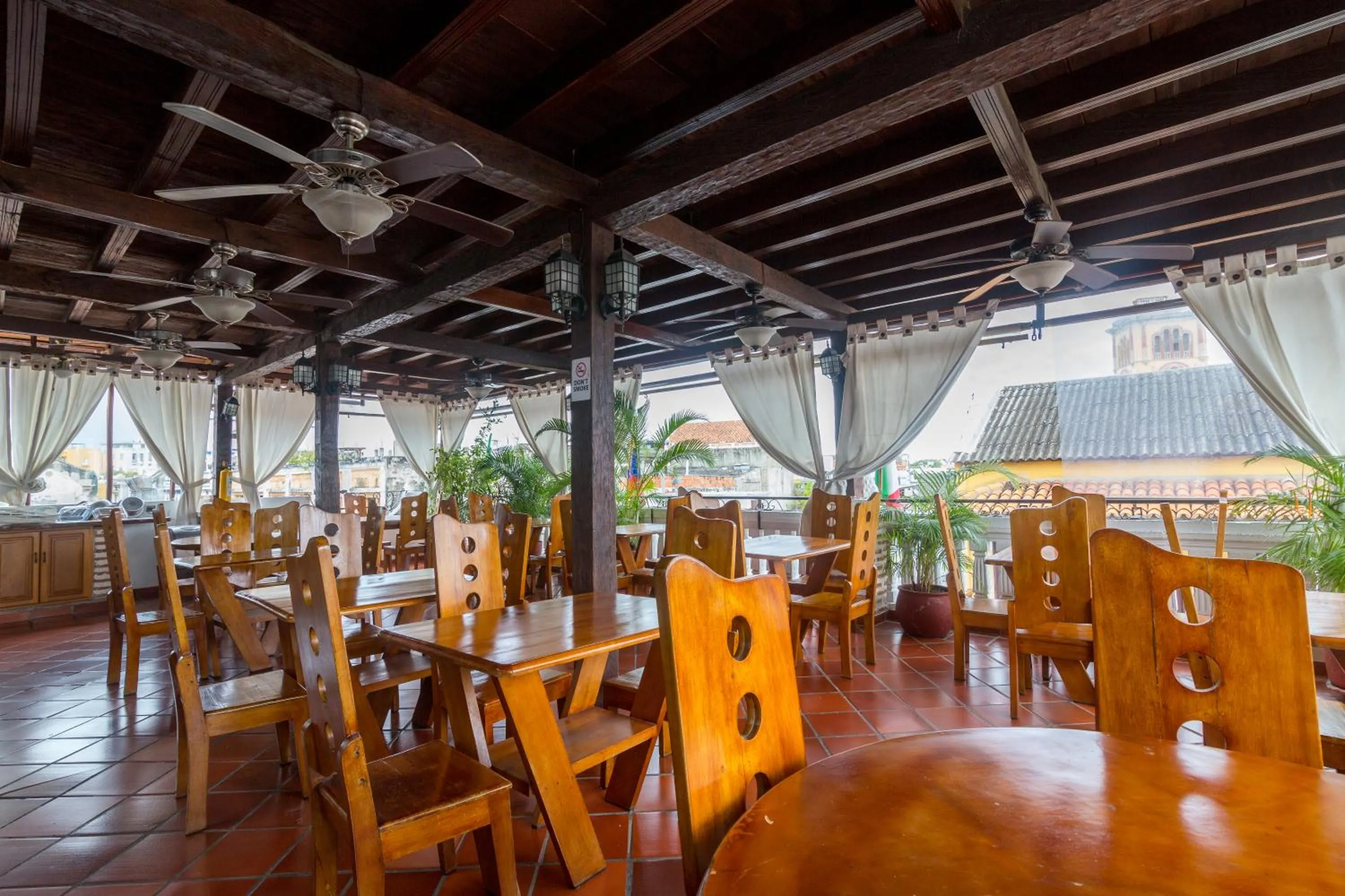 Restaurant/places to eat in Hotel Don Pedro De Heredia