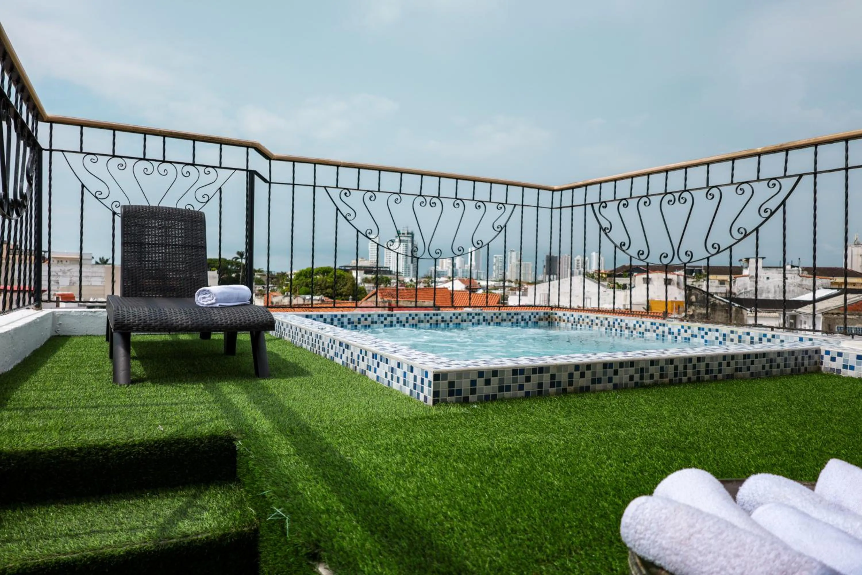 Swimming pool in Hotel Don Pedro De Heredia