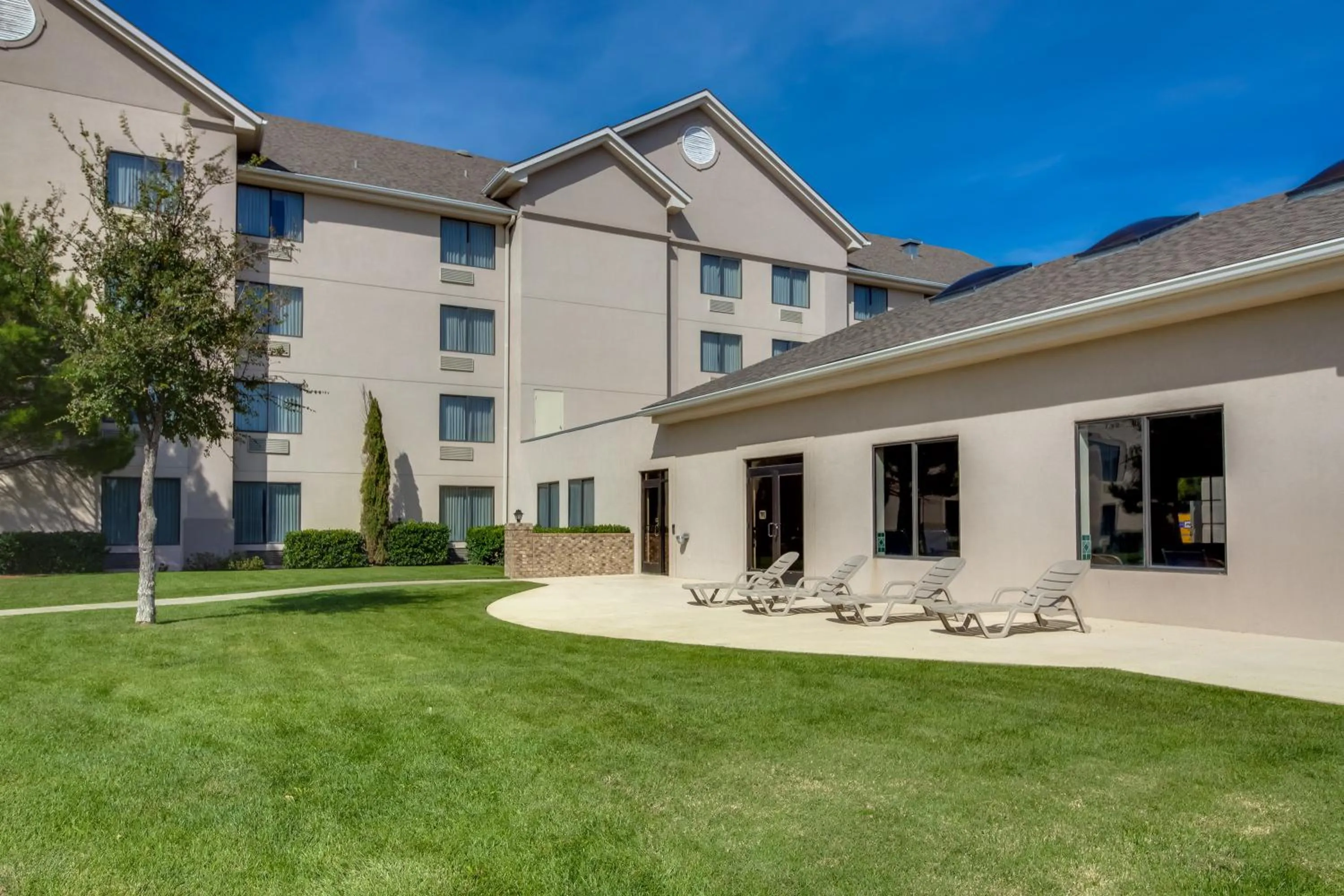 Property building in Ashmore Inn and Suites Amarillo