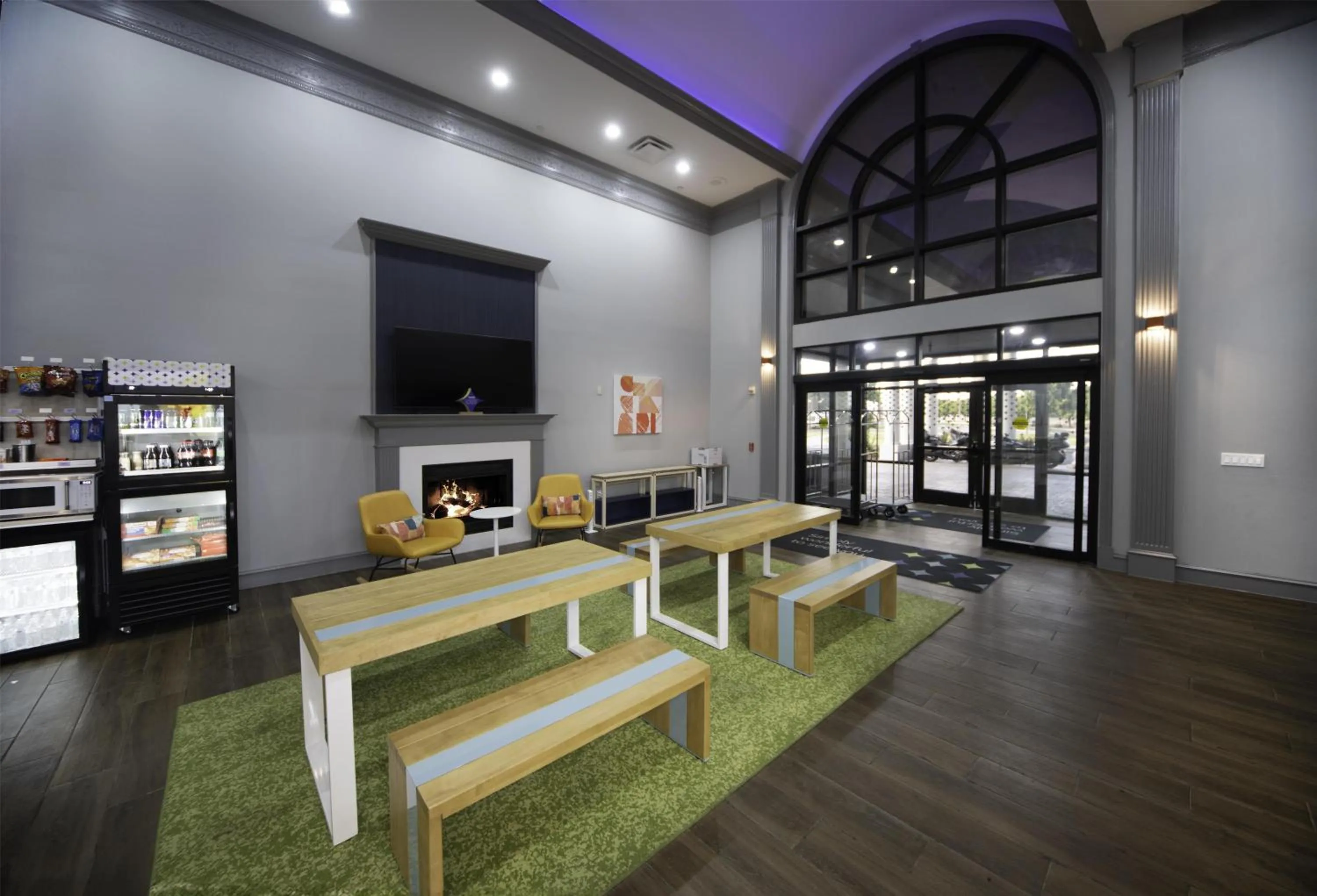 Lobby or reception in Spark by Hilton Amarillo East