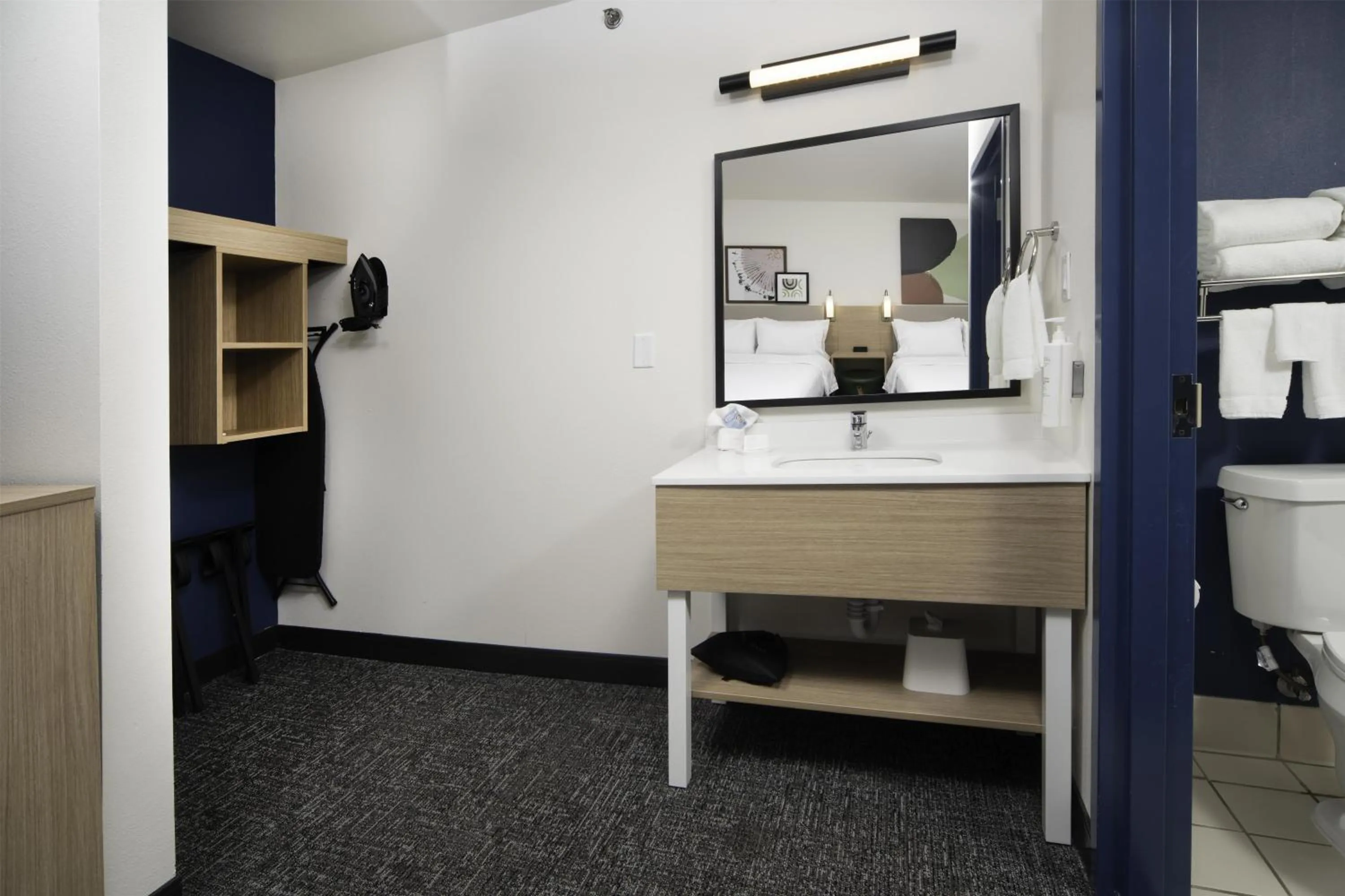 Bathroom, Bed in Spark by Hilton Amarillo East