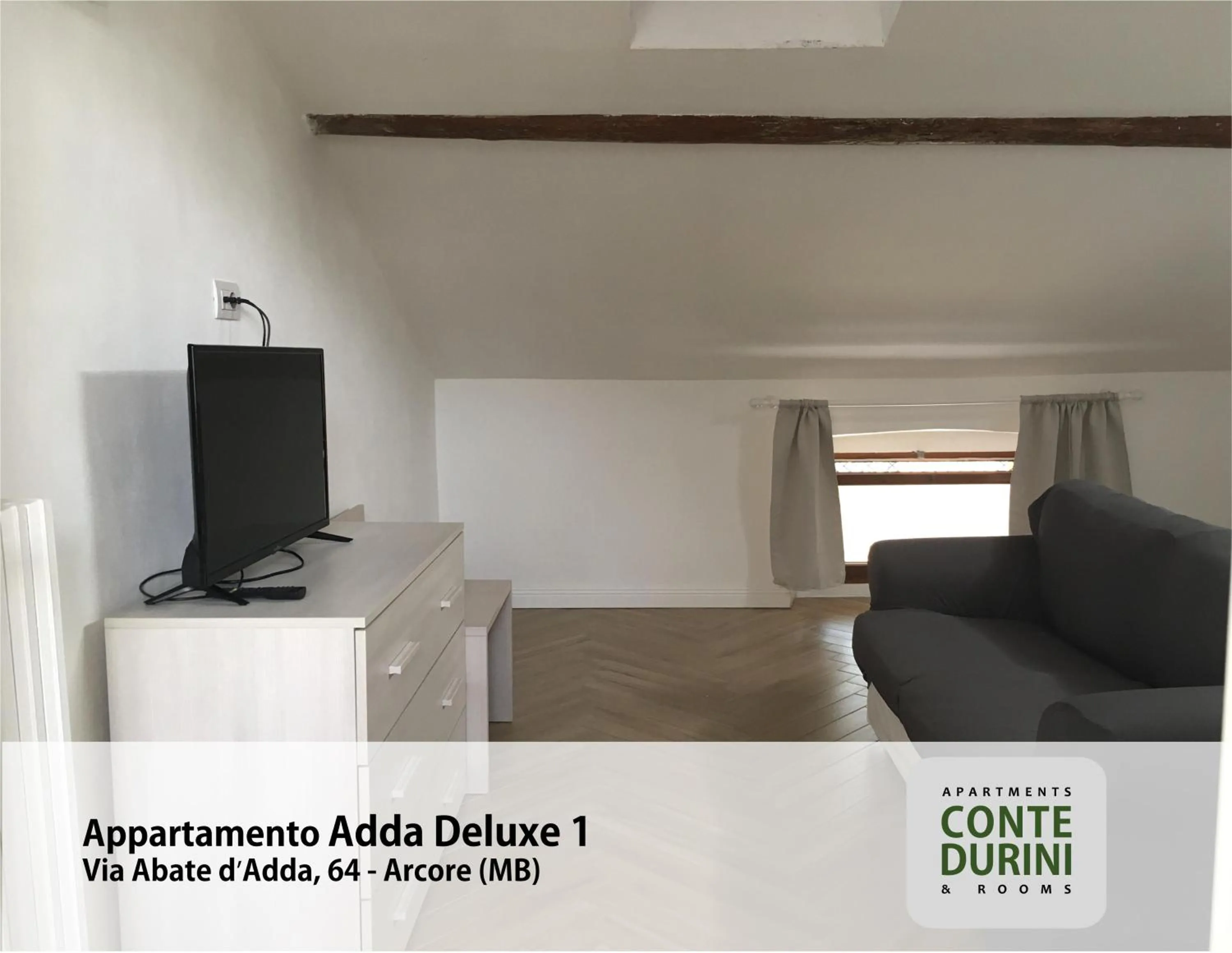 TV and multimedia in Conte Durini Apartments & Rooms