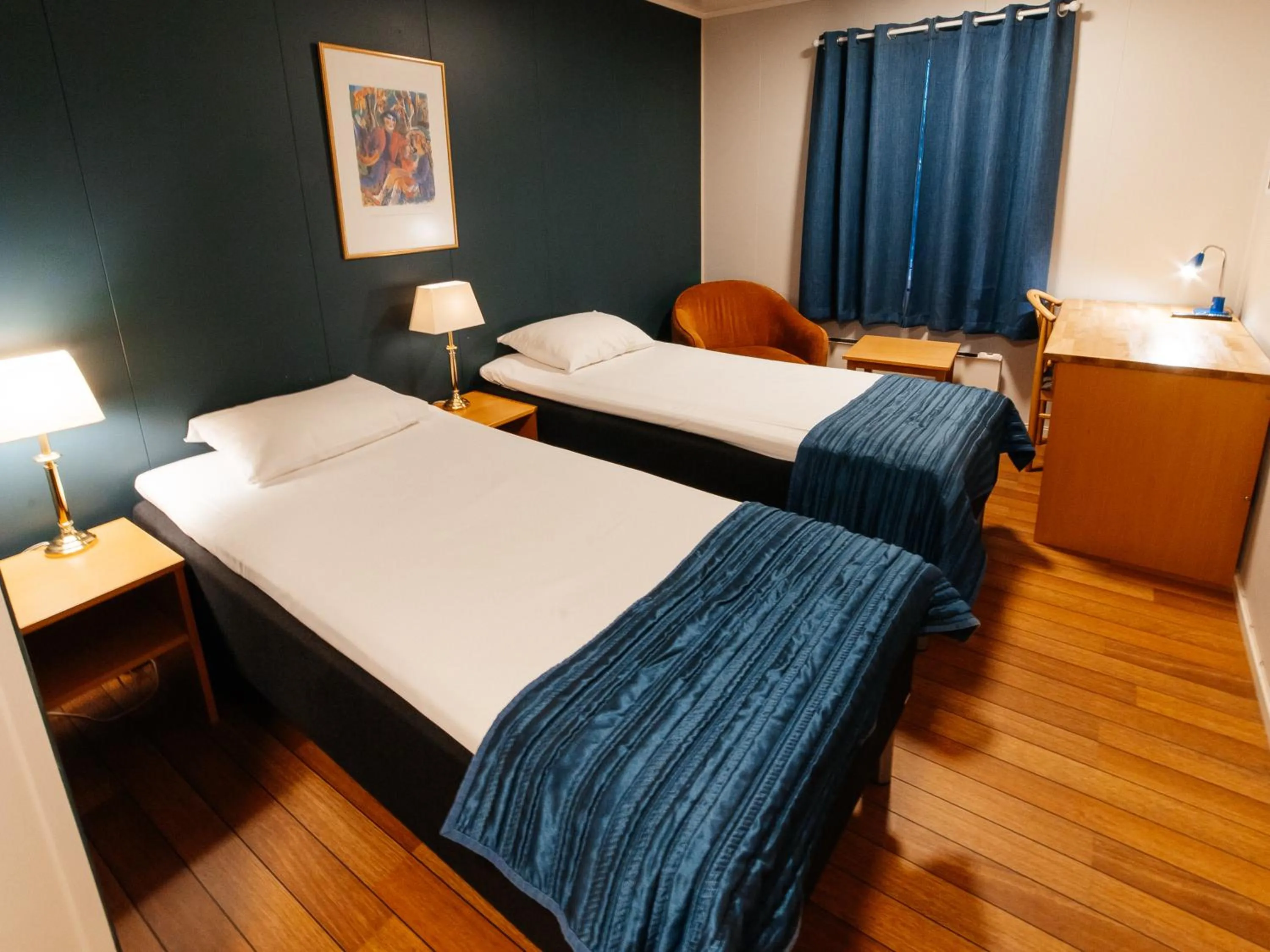 Bed in Myre Kysthotell